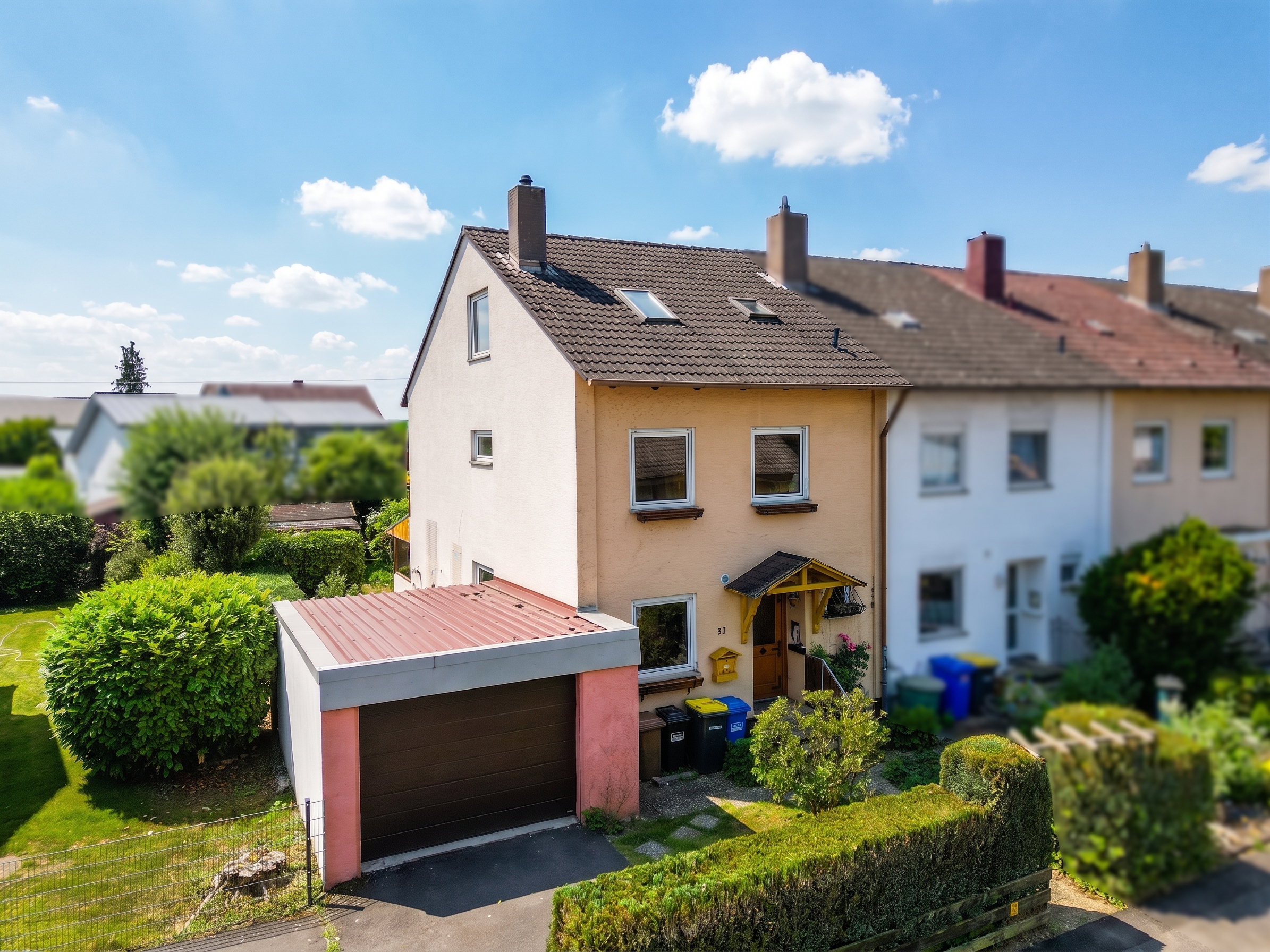 Familienglück in ruhiger Sackgasse – Reihenendhaus mit Wintergarten
