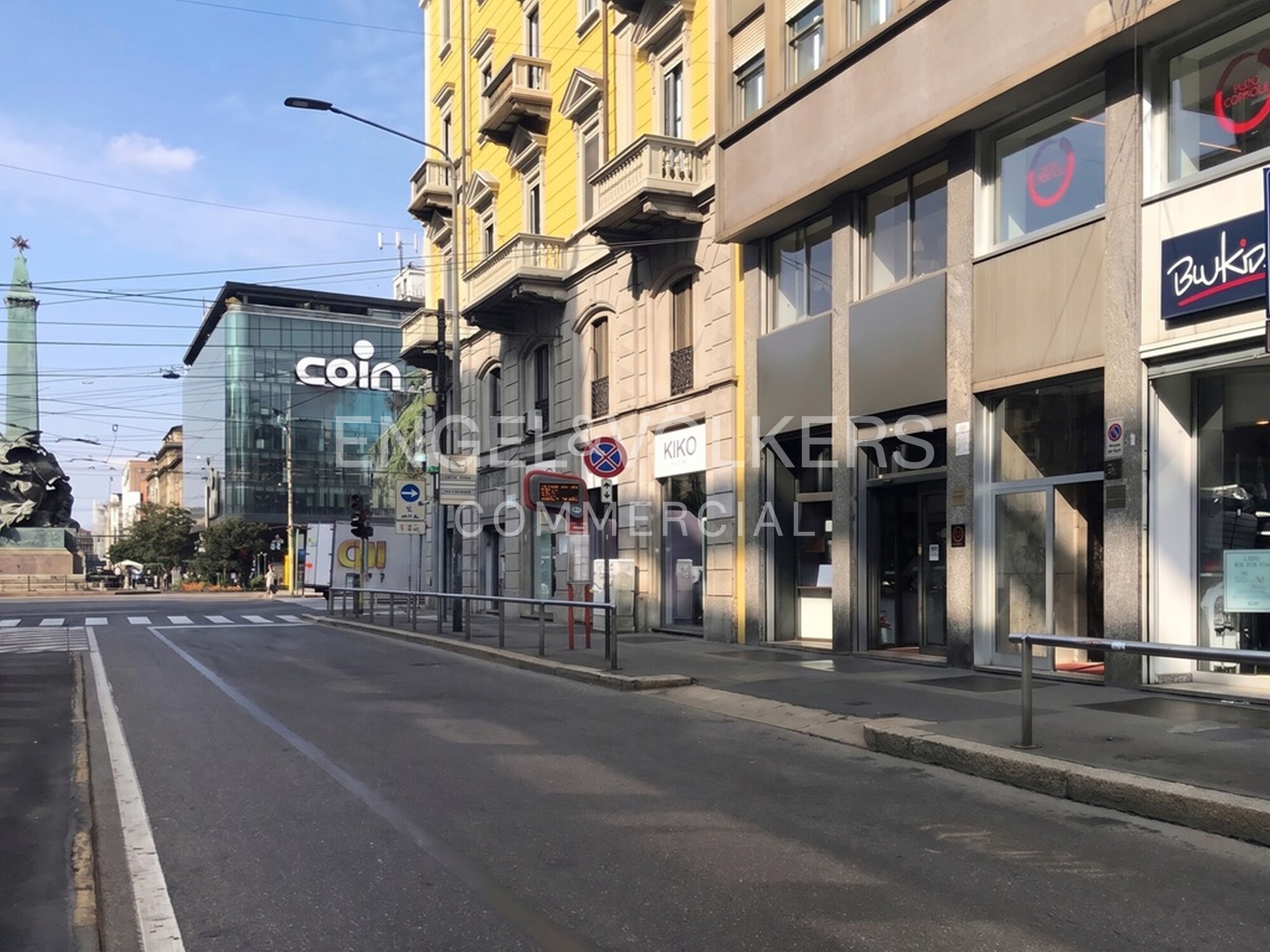 Negozio in Vendita in zona Tribunale di Milano