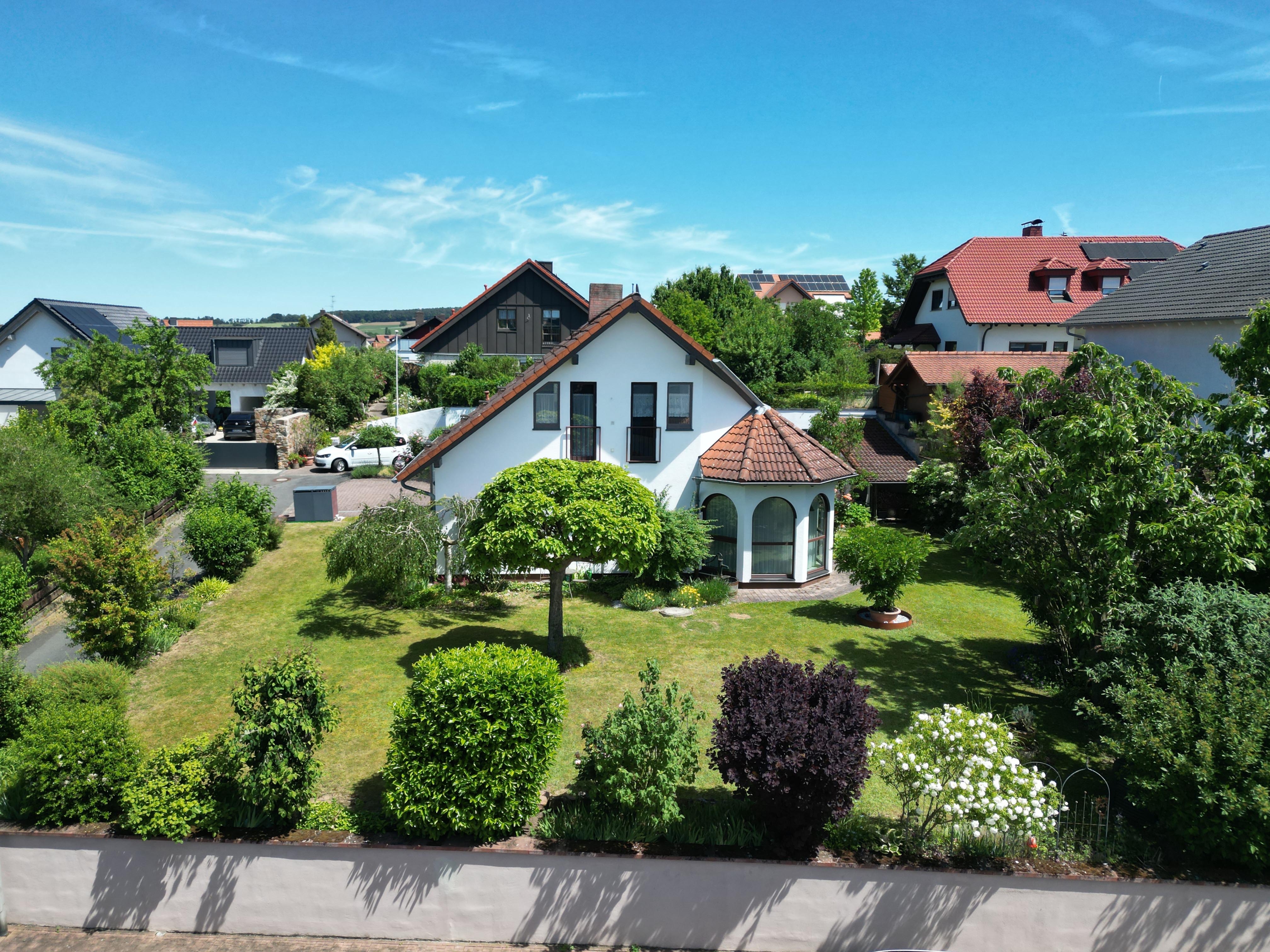 Familienheim mit herrlichem Garten sucht Anschluß!