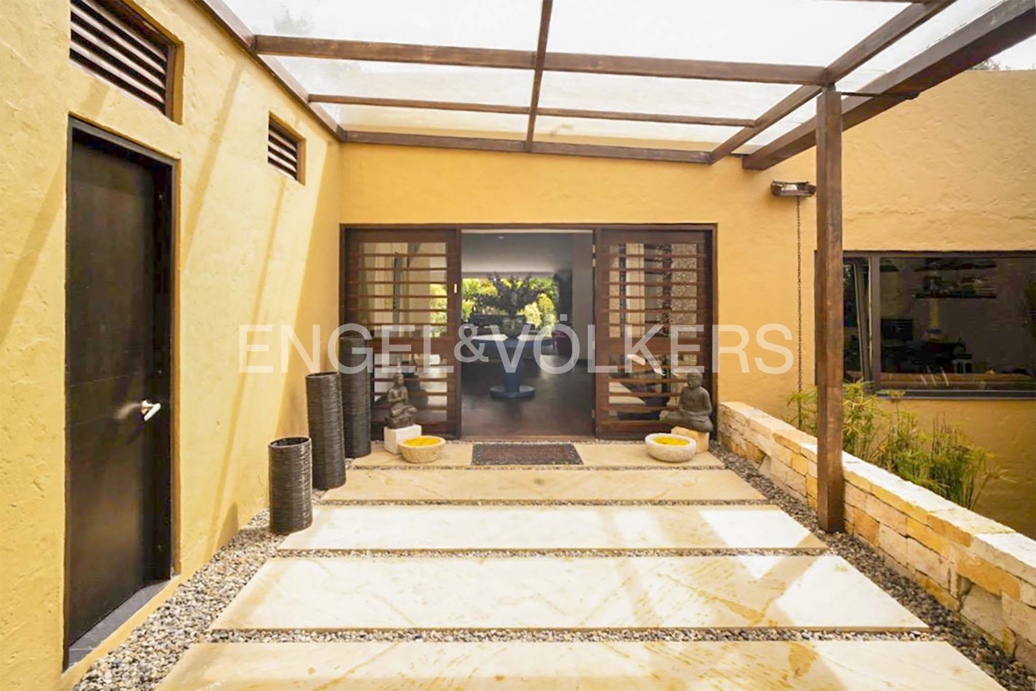 Amplia casa campestre para la venta en La Calera