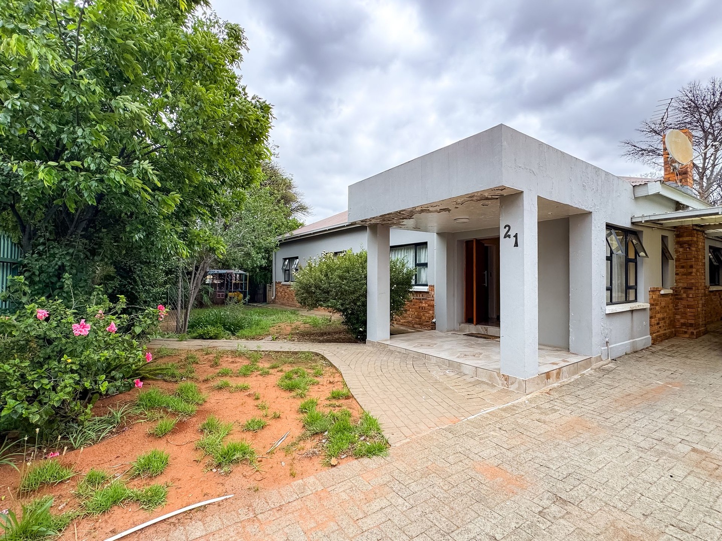 A Spacious Herlear Home Designed for Family Living