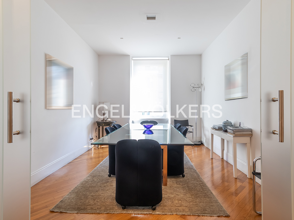 Representative Office in Buenos Aires Square