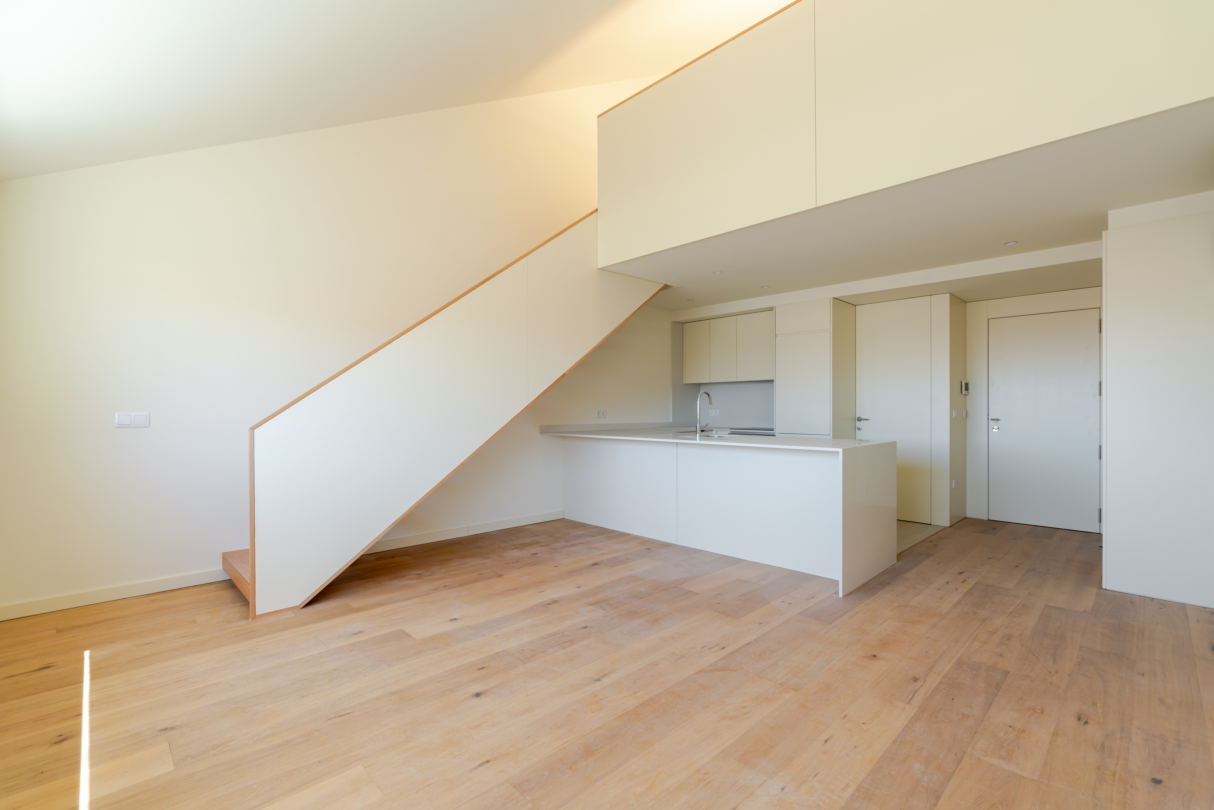 Apartamento T1 Duplex em fase de acabamentos em Matosinhos/ Brito Capelo