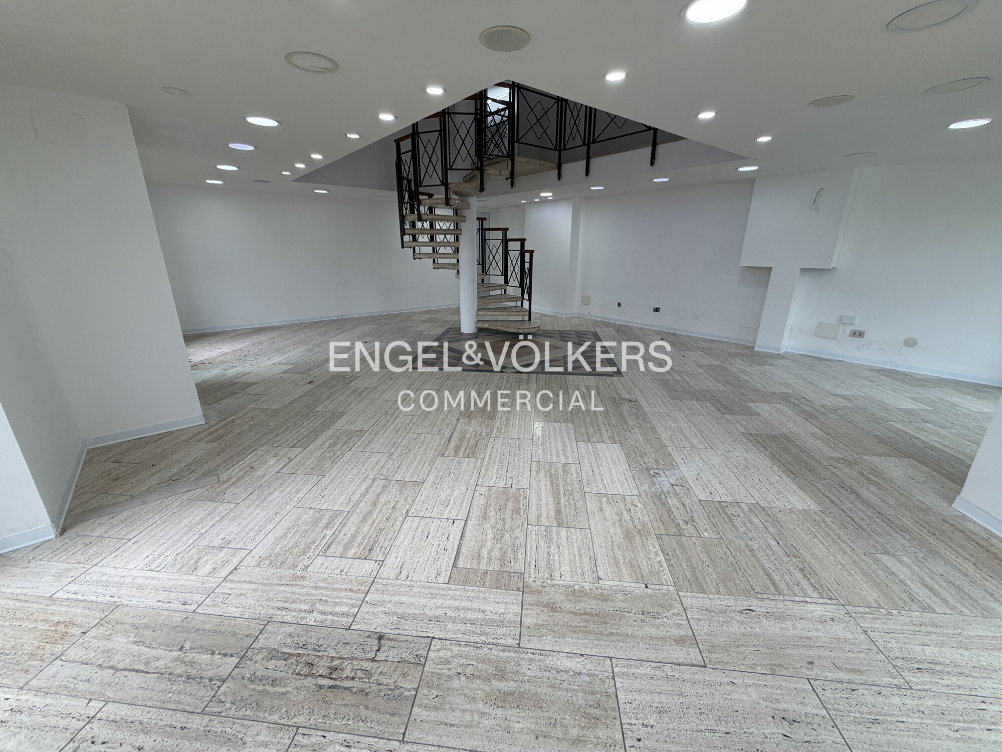 Bottega - via Tisia 123 a Siracusa