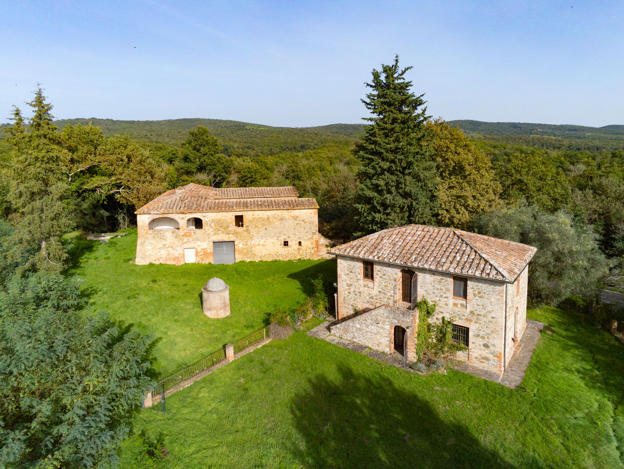 Historic Farm to Renovate in Chianti Classico