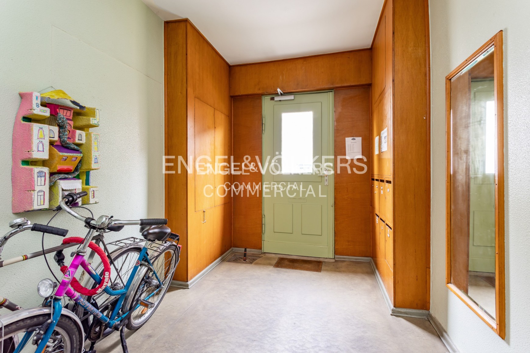 A listed building that is fully let near the historic old town