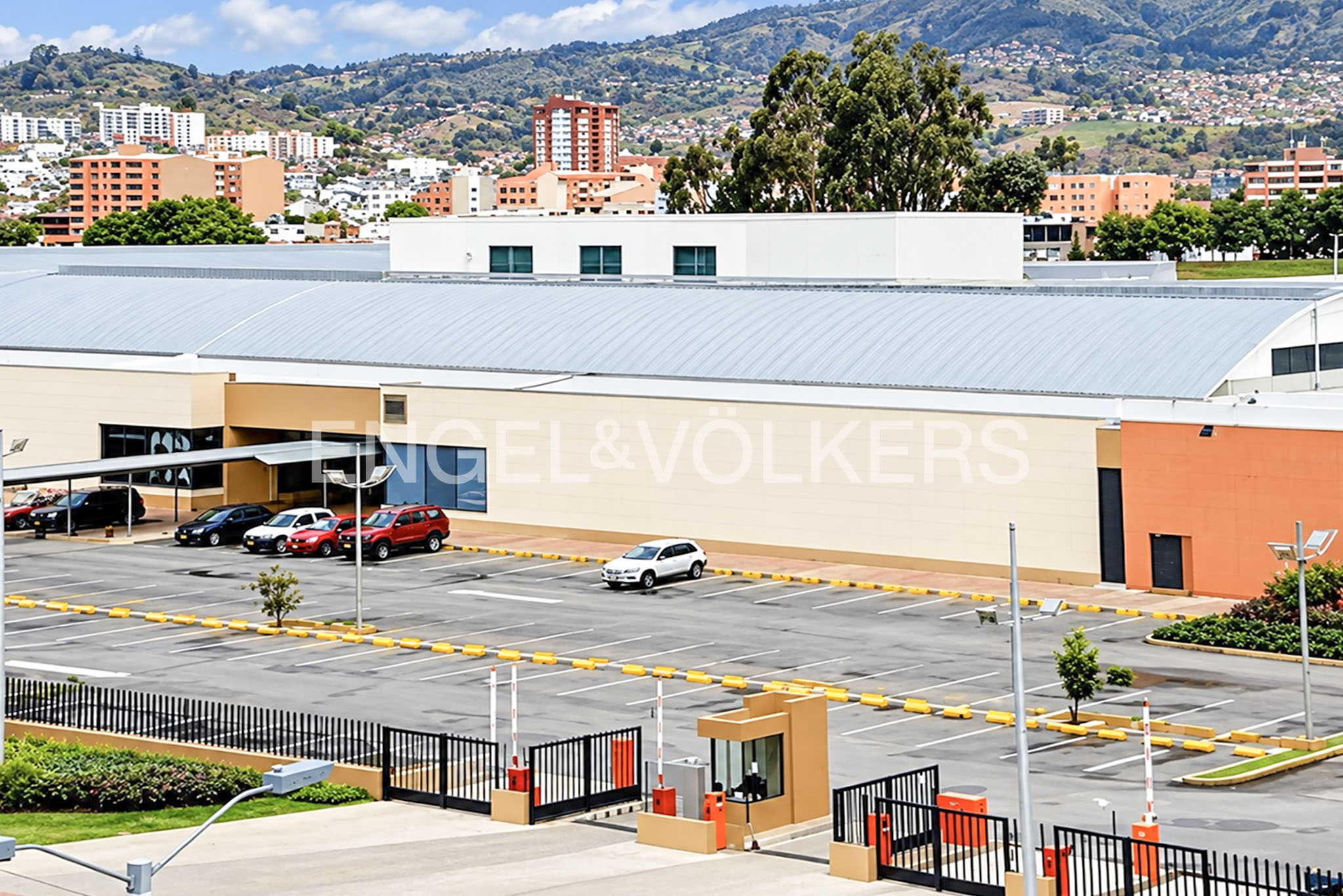 Vendo local estabilizado en el CC Unicentro Tunja