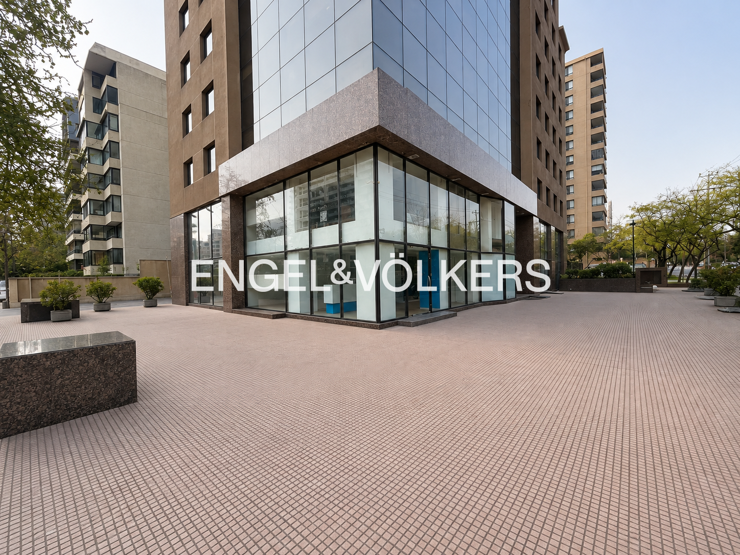 Centro Médico/Oficinas 319m² en Las Condes
