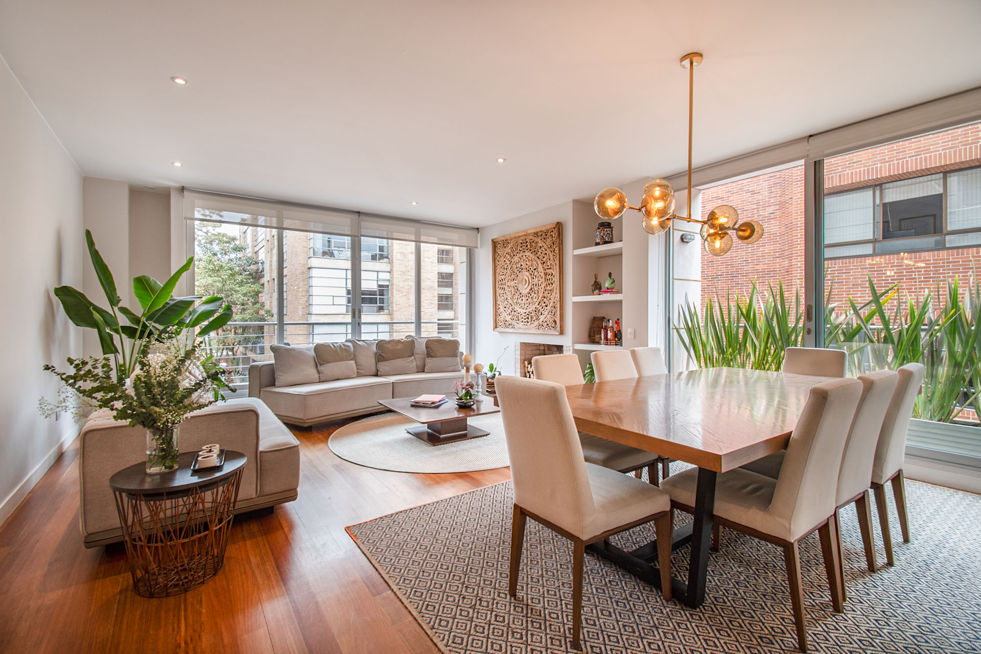 Apartamento con balcón para venta en Chicó Reservado
