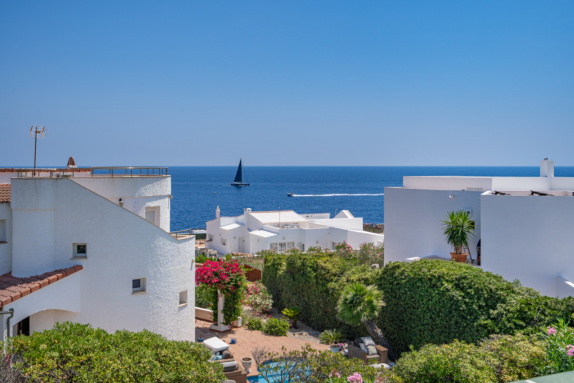 Villa with panoramic sea views in the exclusive residential area of S'Algar, Menorca