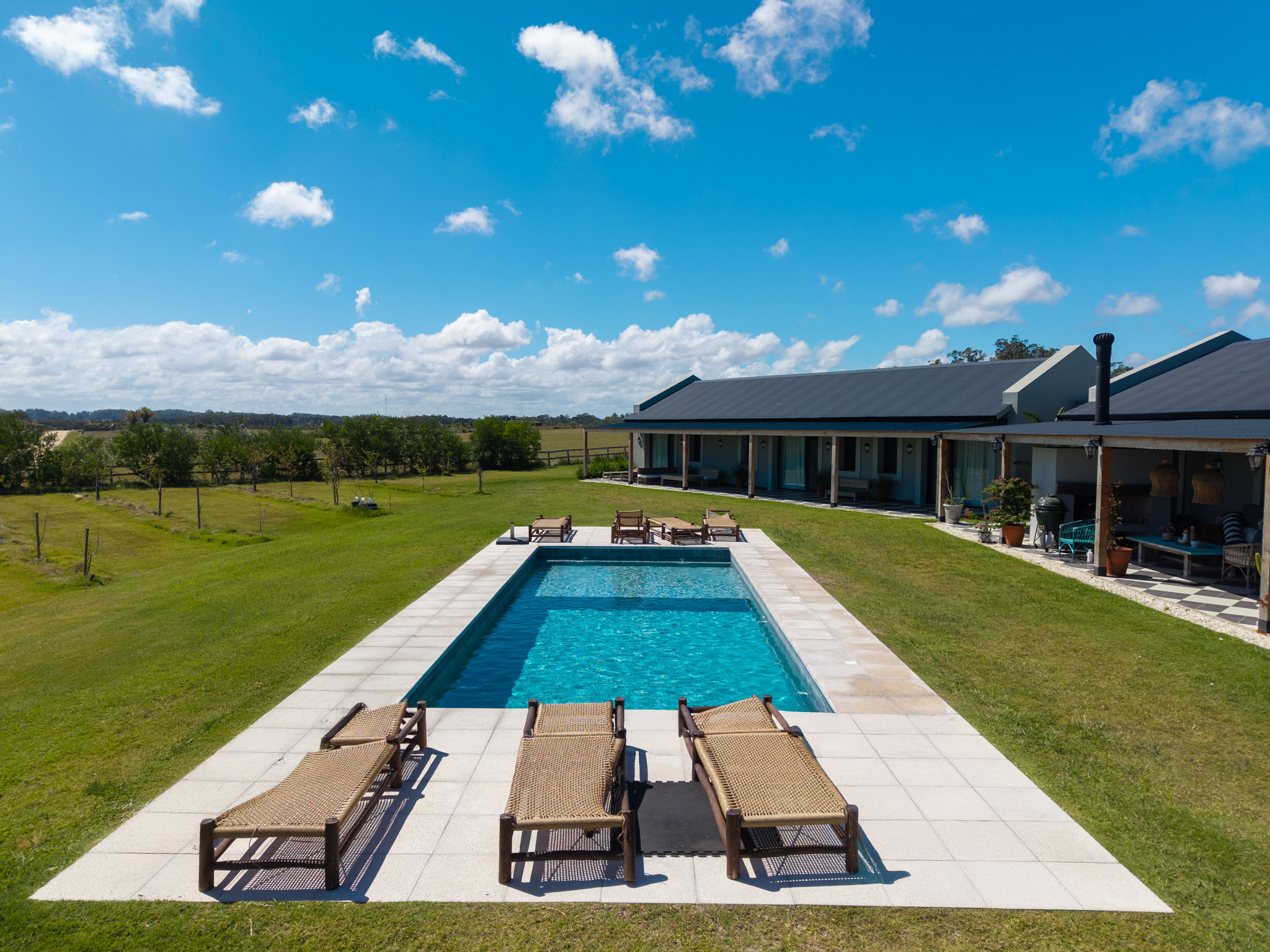 Casa en Plantación Narbona: Vida de campo muy cercano al mar