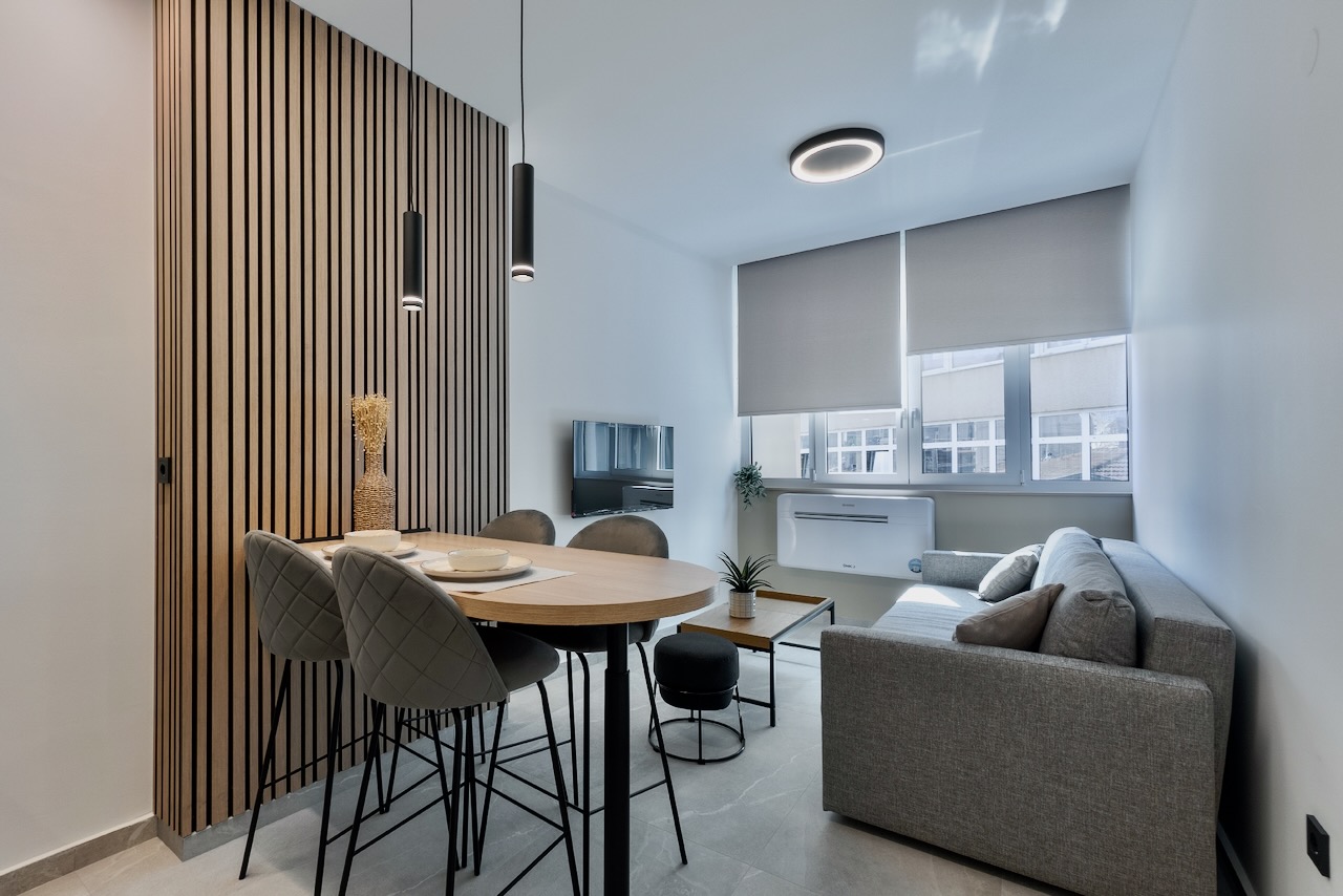 2nd-floor investment apartment in the city center