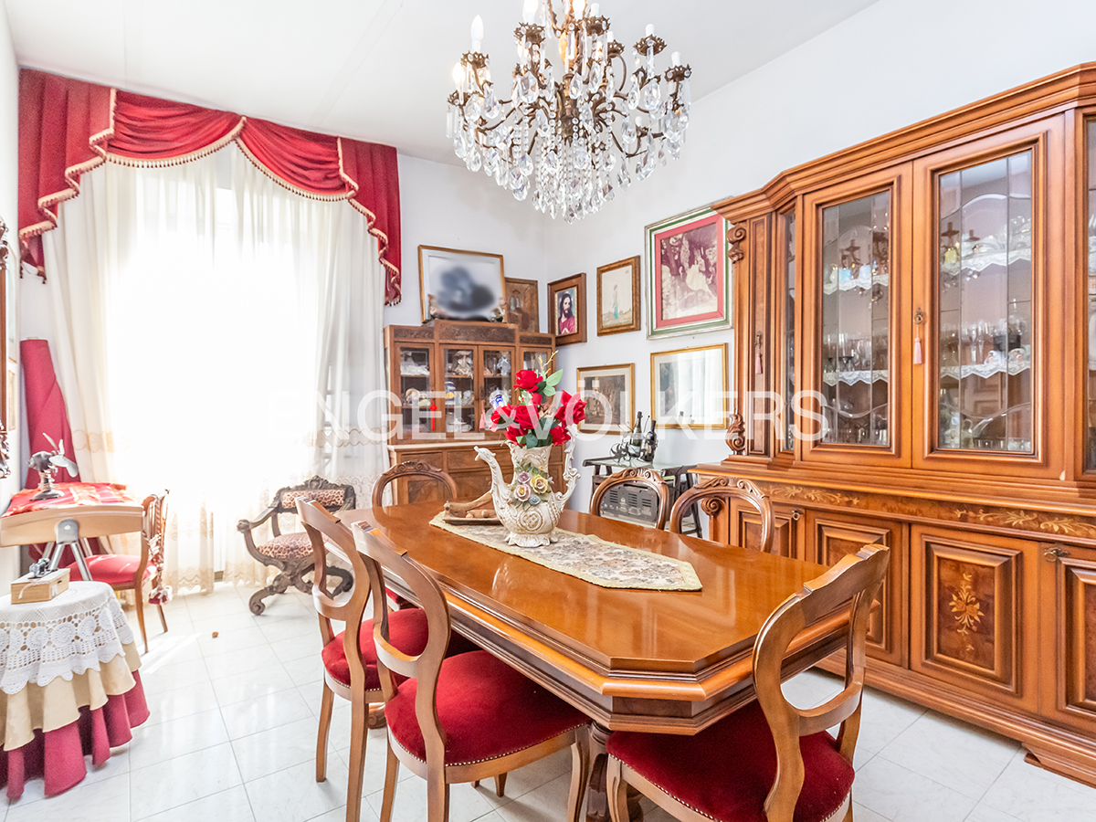 Bright three-room apartment in the heart of Pigneto