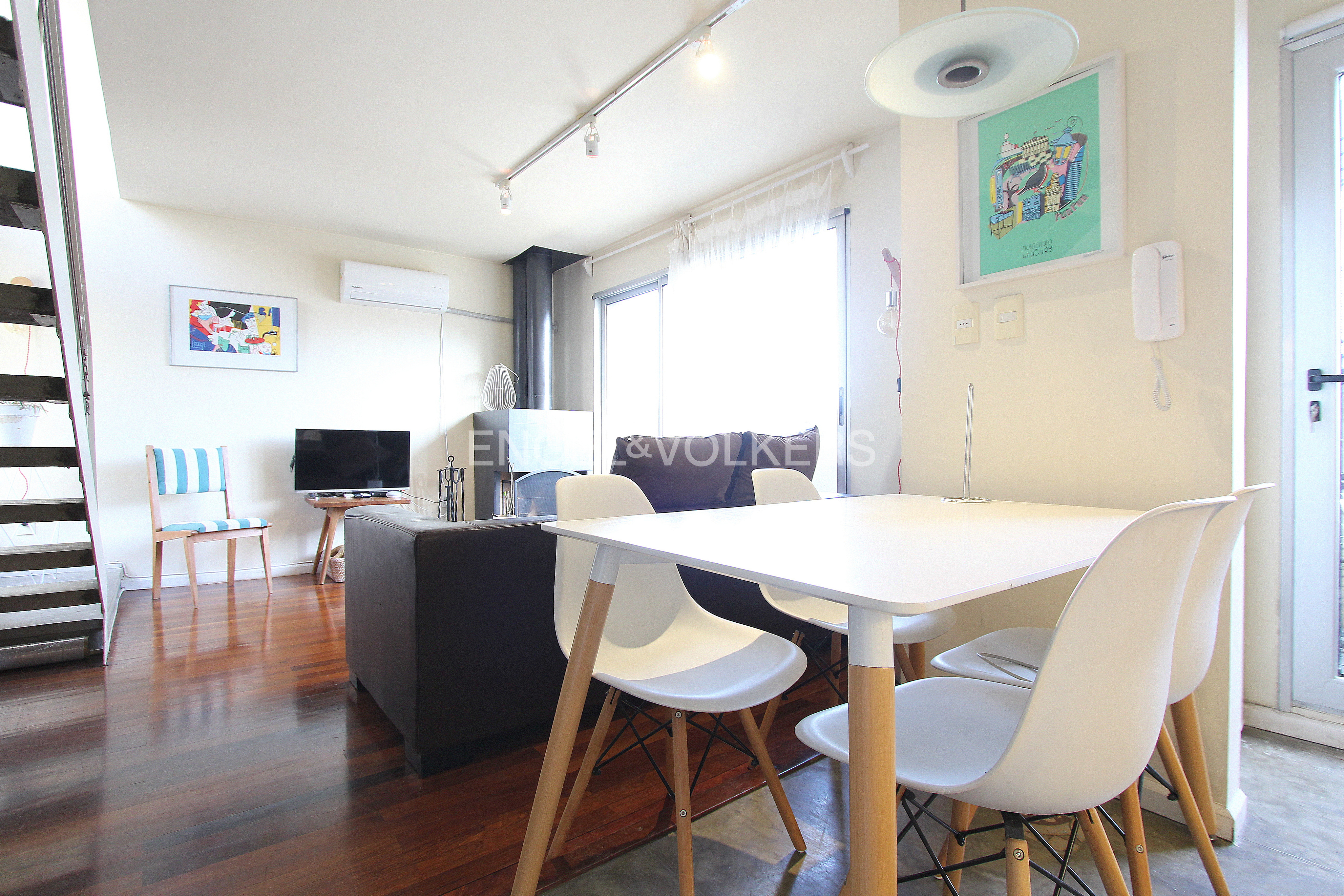 Venta Apartamento con interesante Renta en Ciudad Vieja