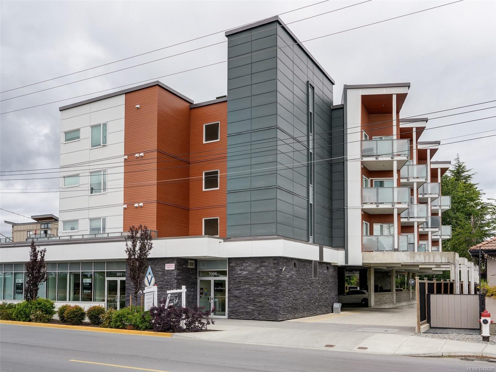 Bright & Spacious 1 Bedroom in the Heart of Brentwood Bay!