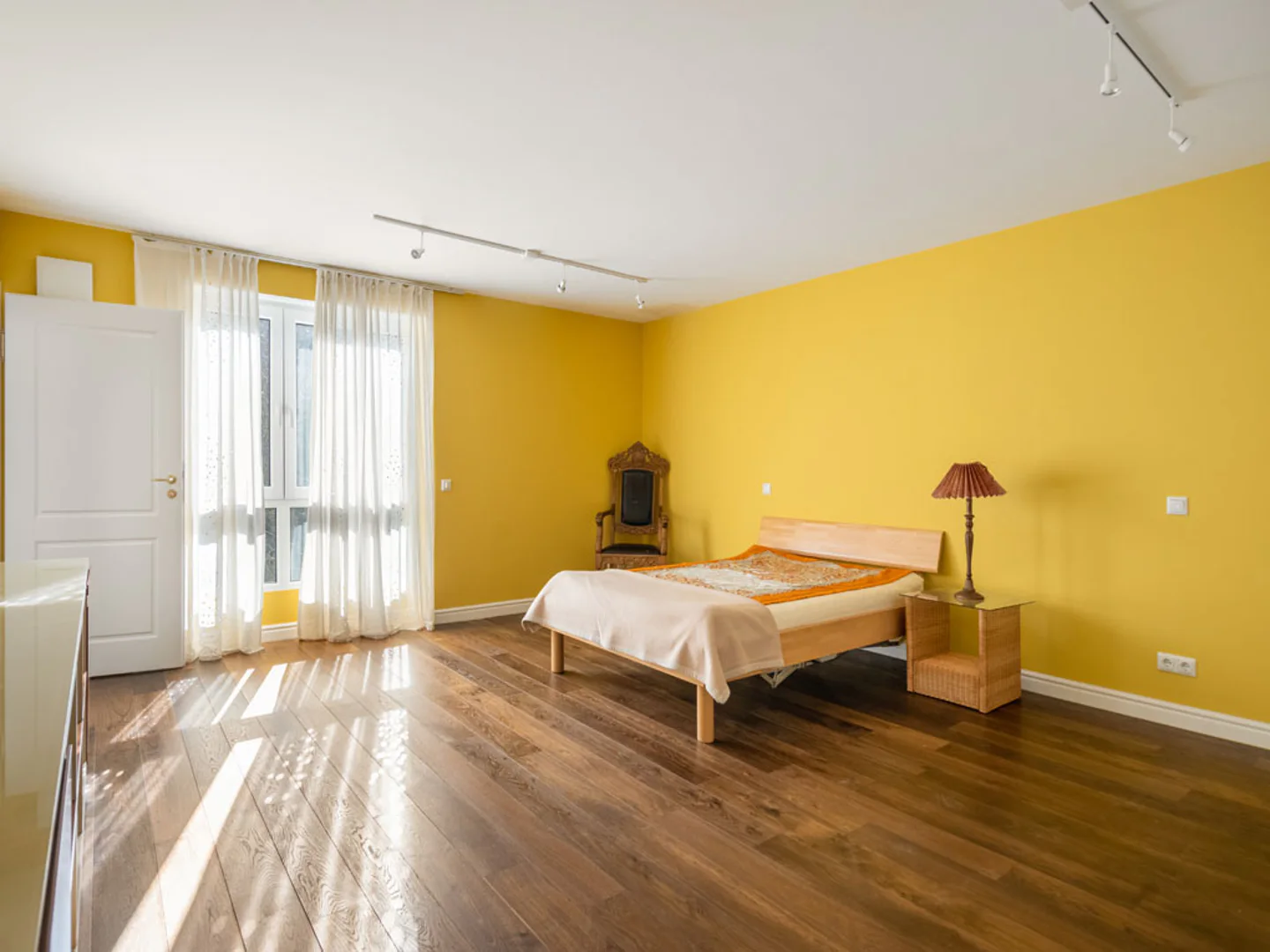 Einzigartige und stadtnahe Maisonette-Wohnung - Foto 3