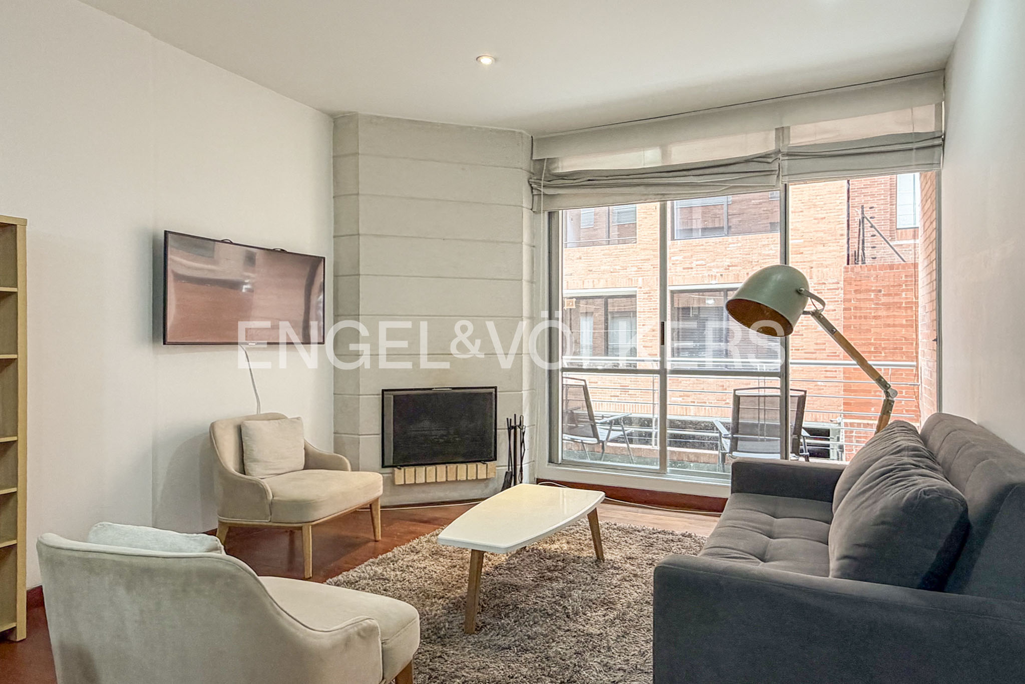 Apartamento amoblado con terraza para arriendo en Chicó Reservado