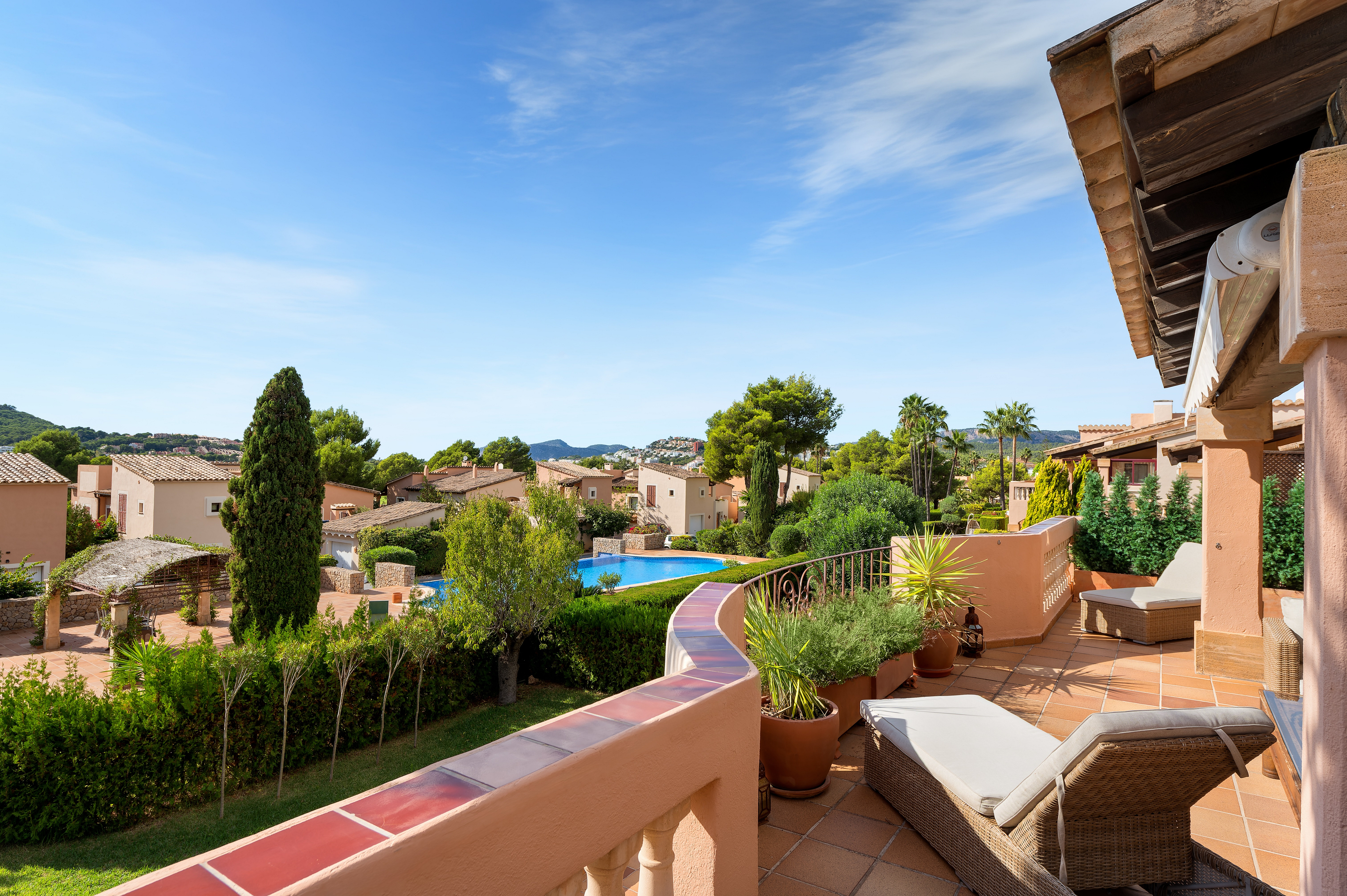 Elegant Penthouse in a Prime Golf Front Location