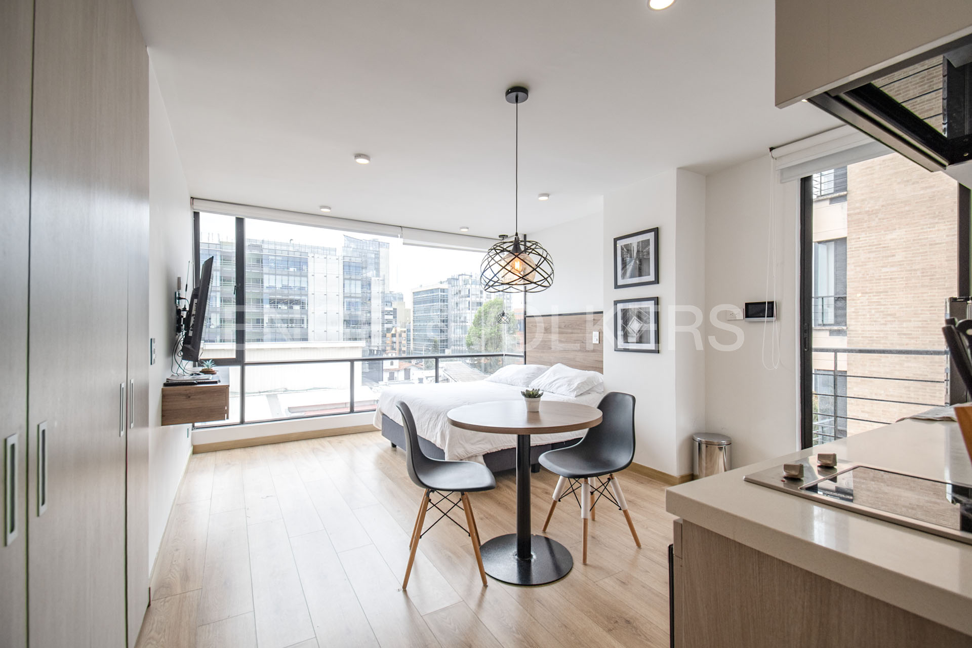 Apartamento tipo loft para arriendo en Santa Paula