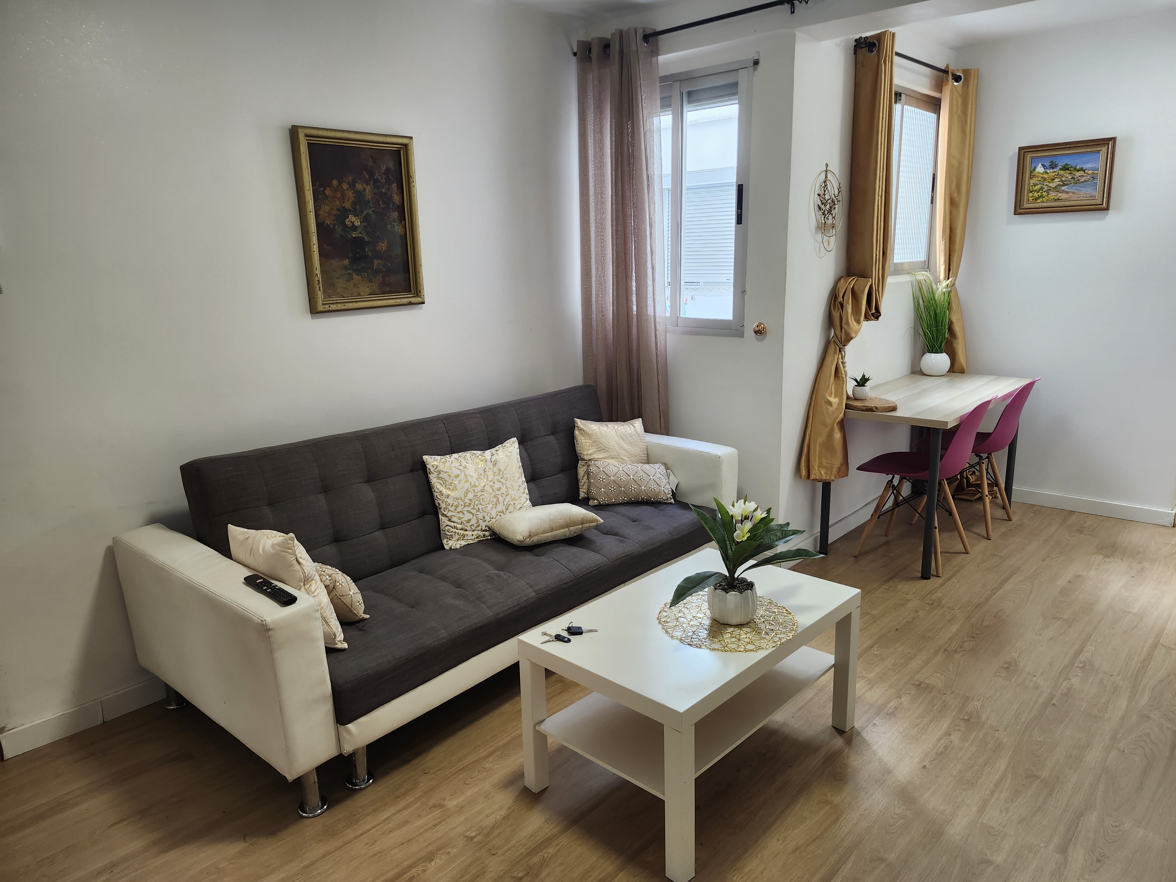 Renovated apartment 5 minutes from Central Park