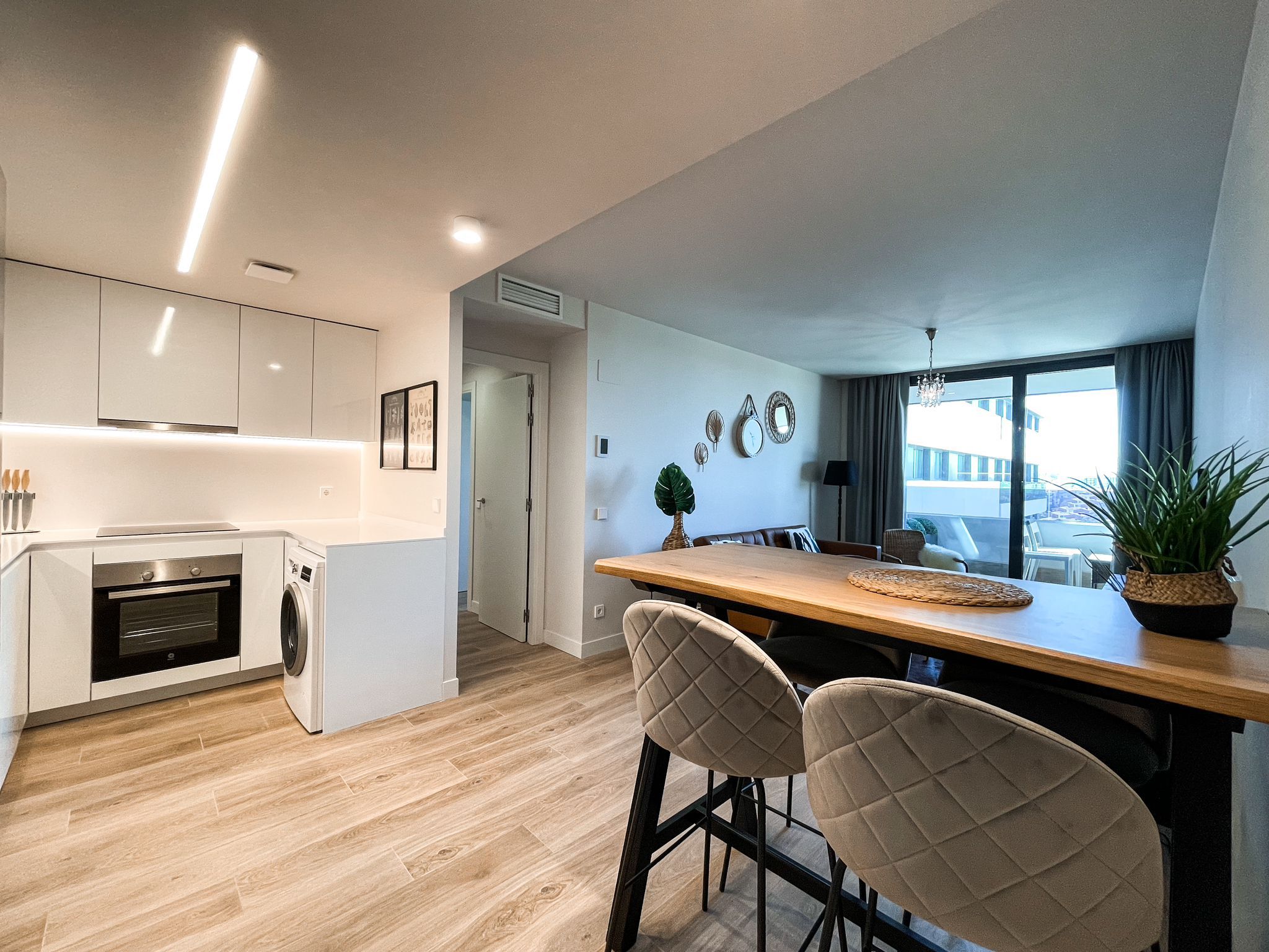 Stunning luxury apartment with stunning Skyline views
