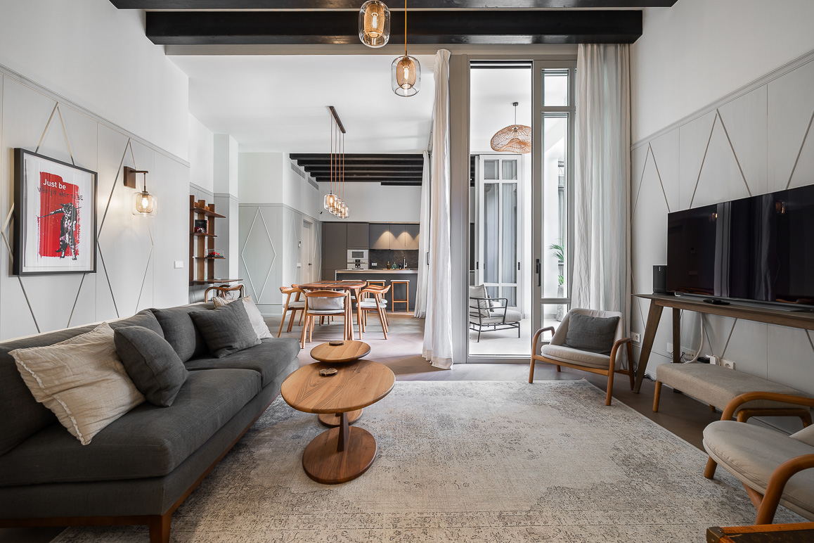 Sophisticated flat with terrace, lift & communal Pool in an elegant residential complex
