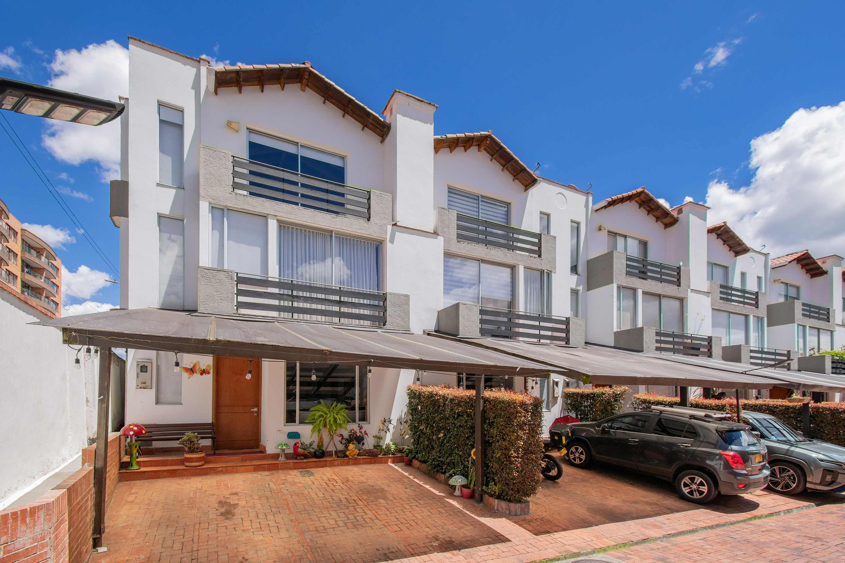 Casa para venta en conjunto cerrado en Chía