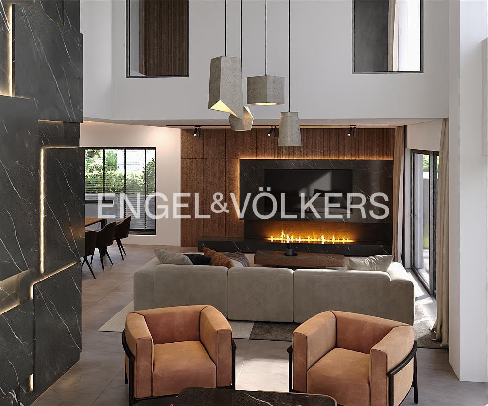 Luxury maisonette with garden and pool in Golf Glyfada II