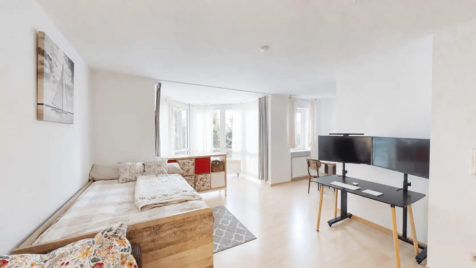 Kleine aber feine ETW mit eigener Terrasse, Garten und Stellplatz!