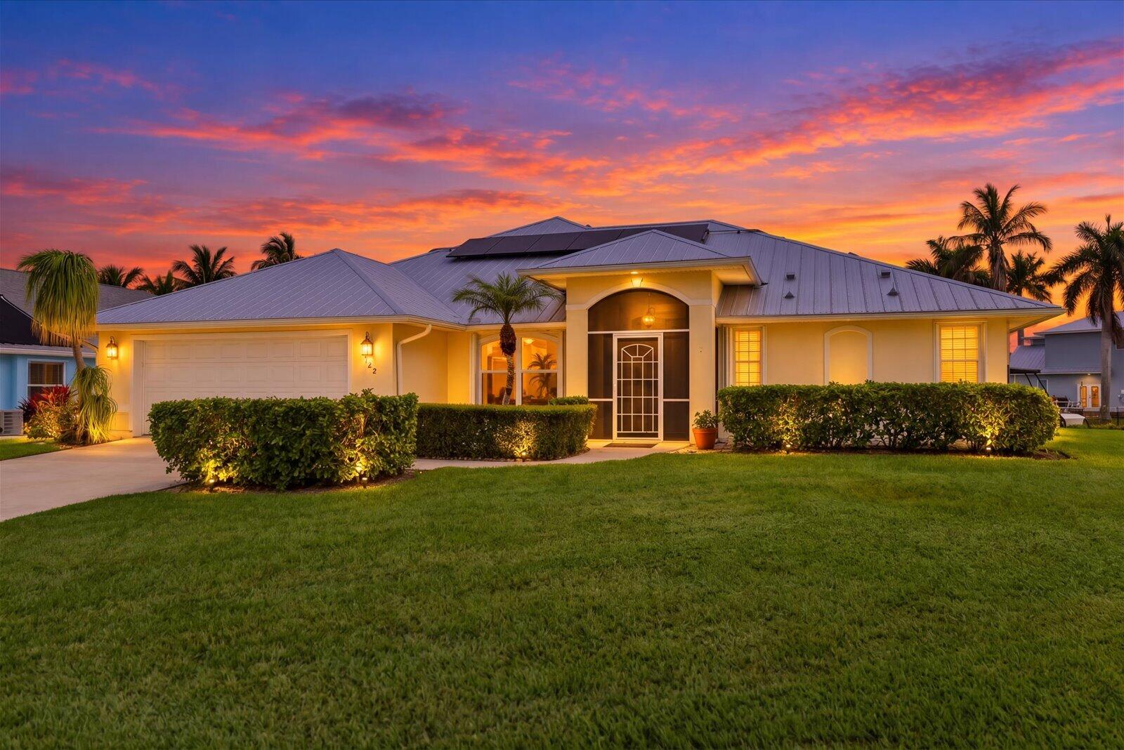175 Feet of Private Dockage, Ocean Access Included