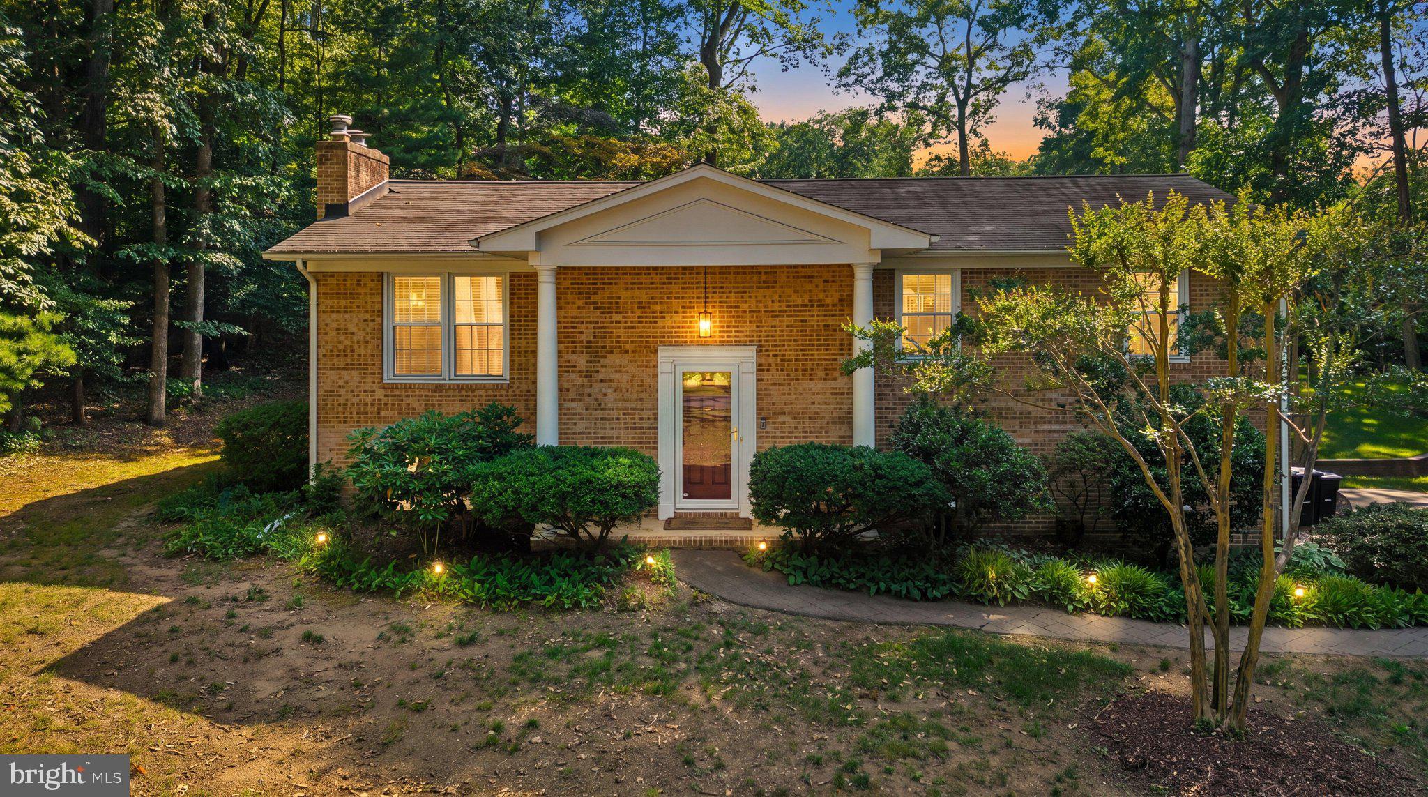 Tranquility. Proximity. Community.