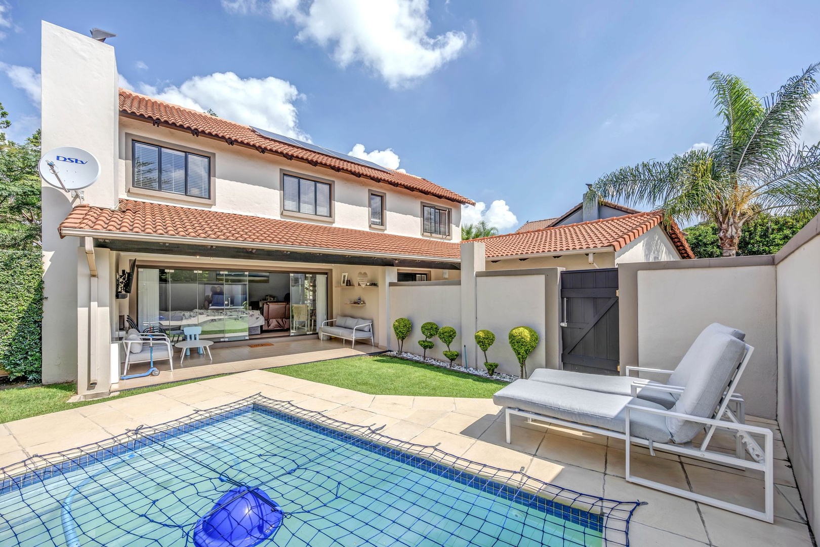 Stunning Fully Furnished 3 Bedroom Home in Dainfern