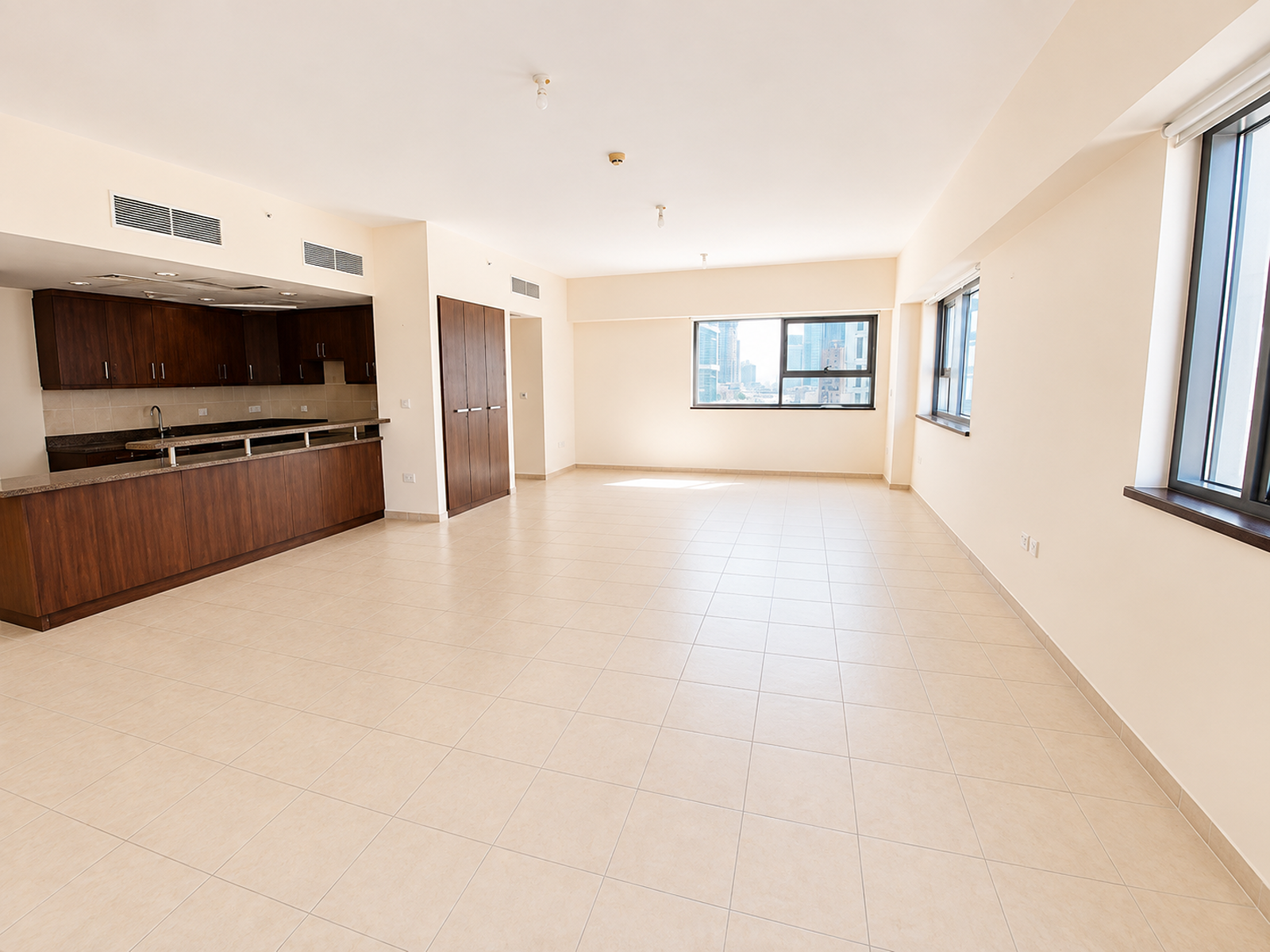 Spacious | Open-Plan | Unfurnished