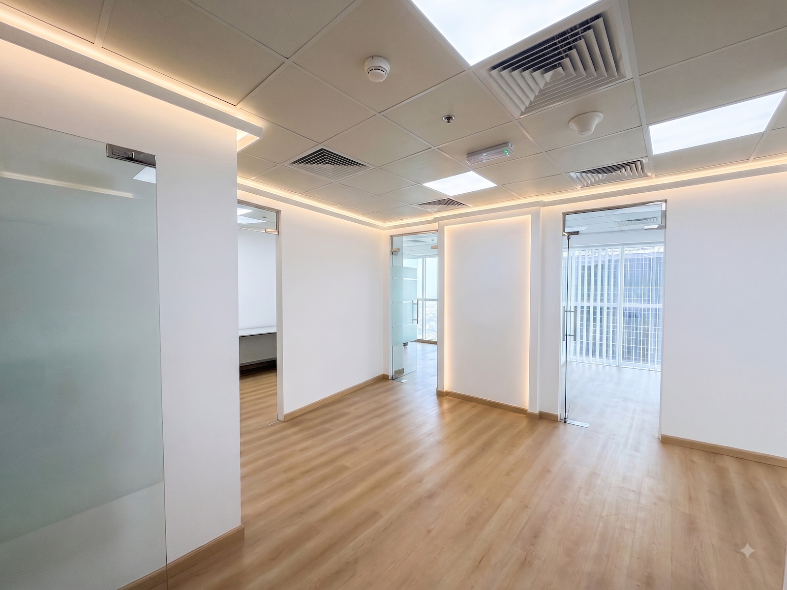 Grade A|Partitioned Unfurnished|SZR & Lake Views
