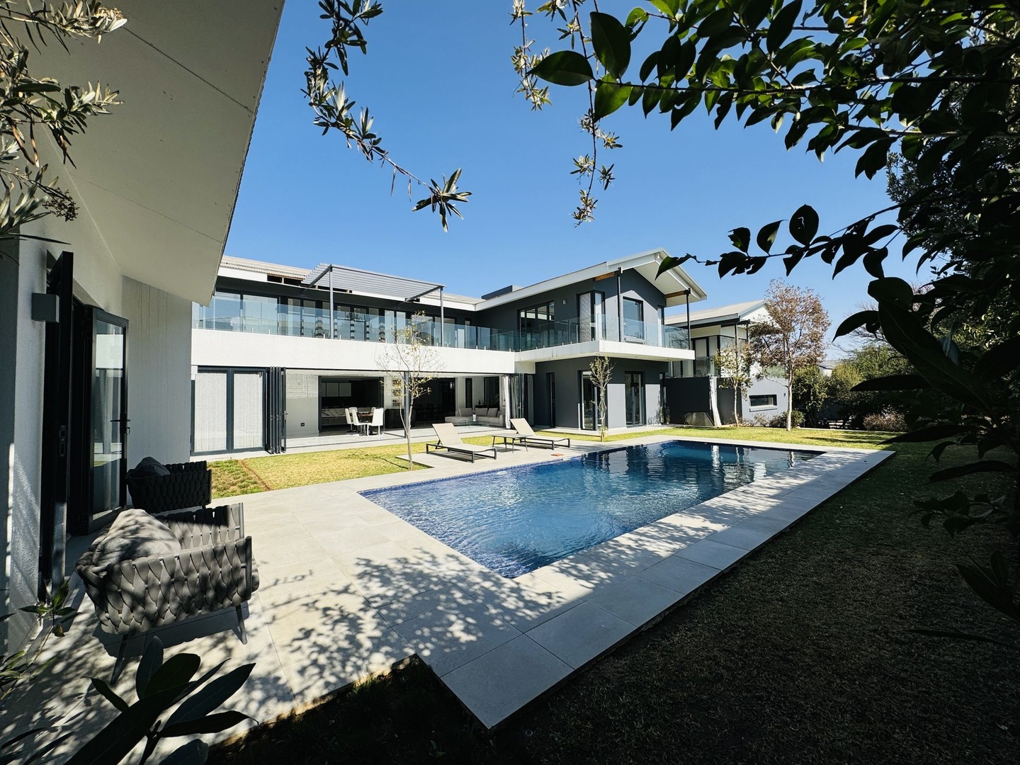Elegant Four Bedrrom Home For Sale in Waterfall Country Estate