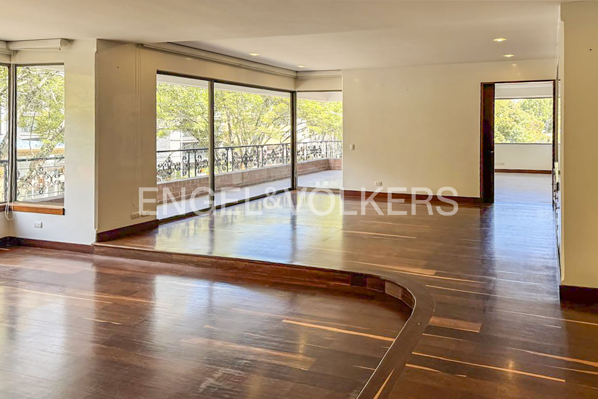 Apartamento con terraza para arriendo en El Chicó