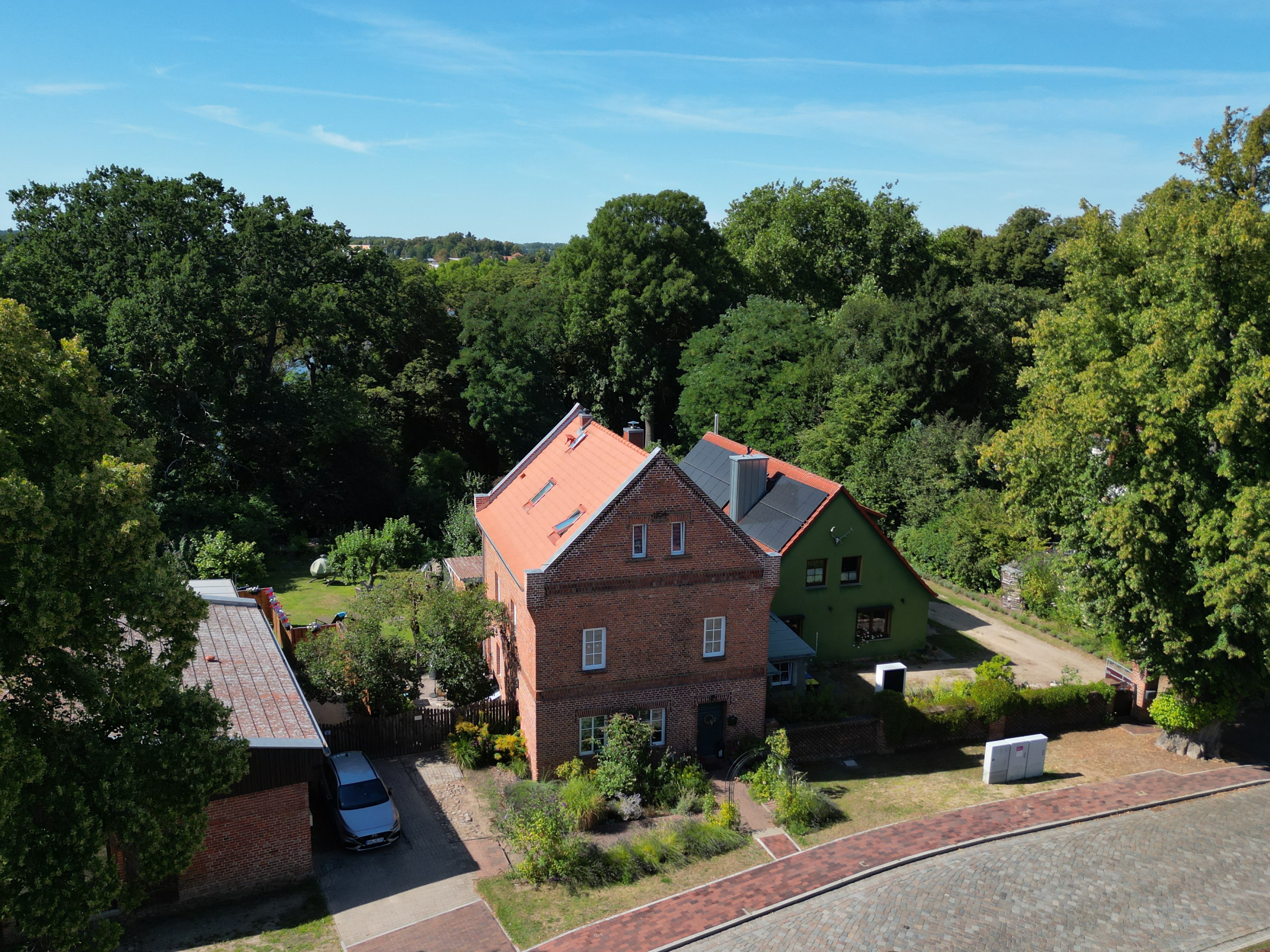 Historisches Klinkerhaus! Nur 100 m zum Malchower See!