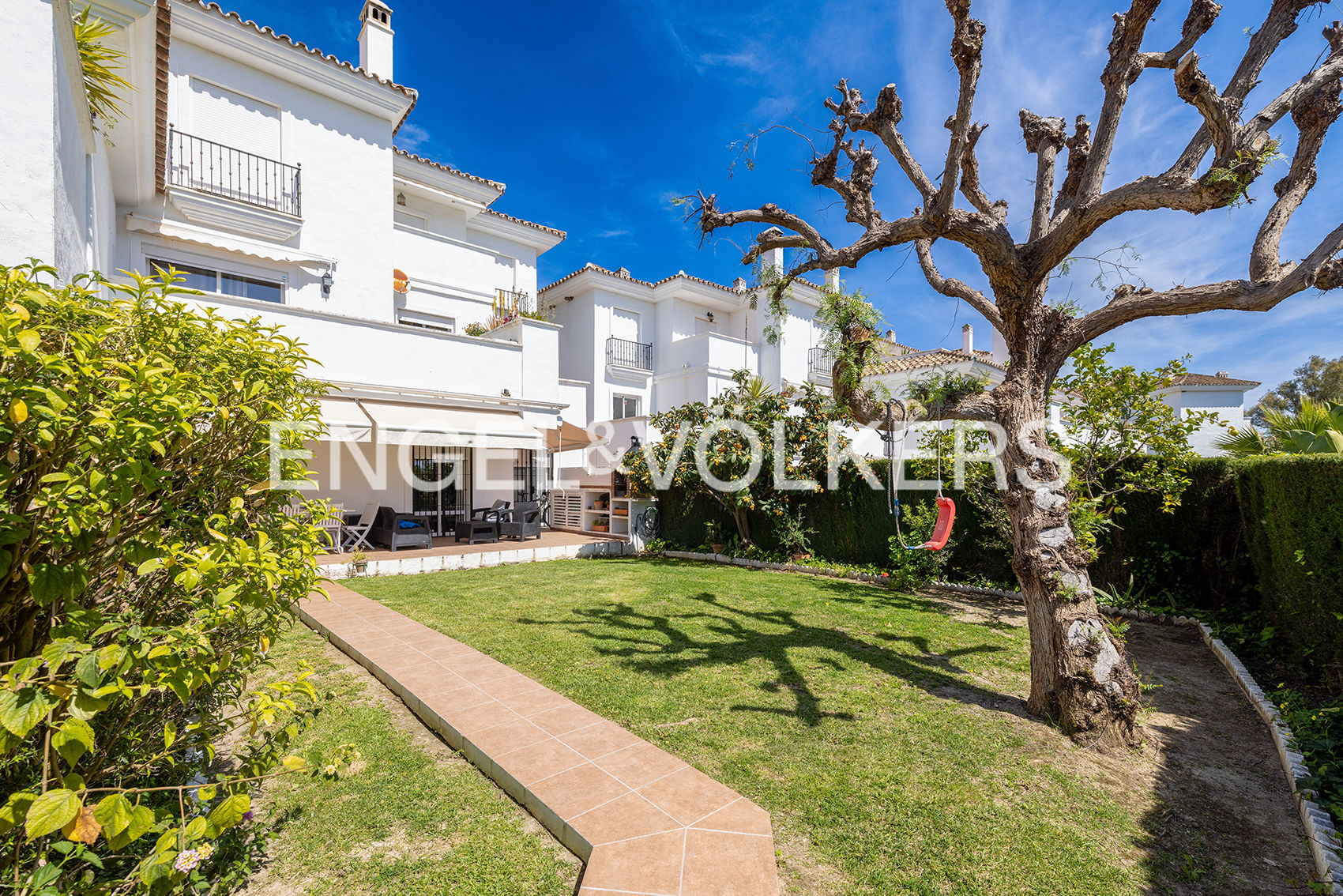 Encantador Apartamento en Planta baja en Casares Costa