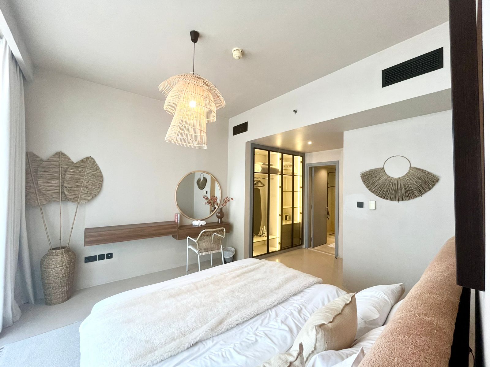 Upgraded | Furnished | Marina Views