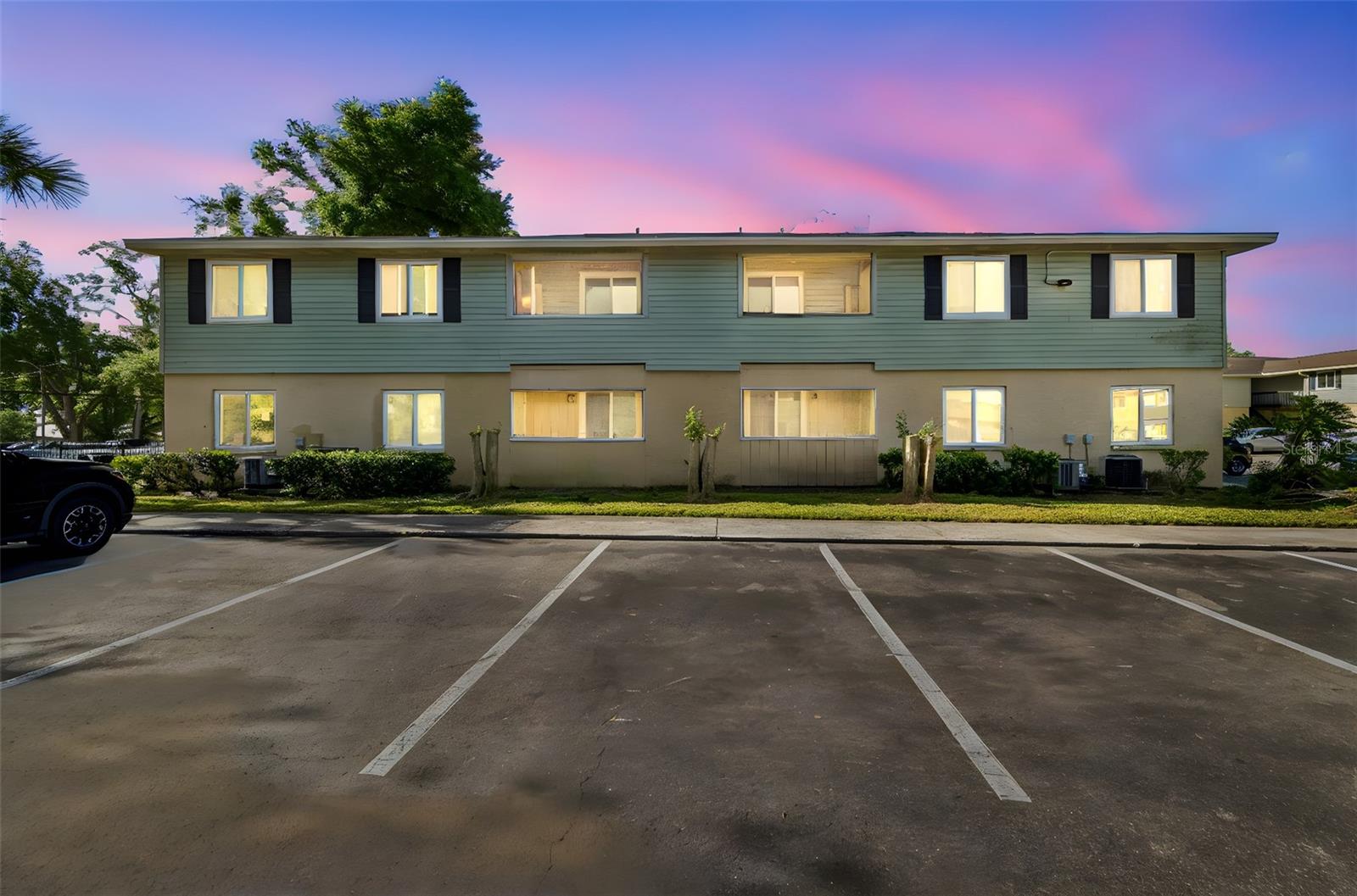 Gated Community - Condo Offers Comfort and Convenience