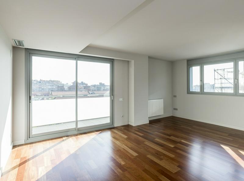 Lovely attic with terrace at Viladomat street