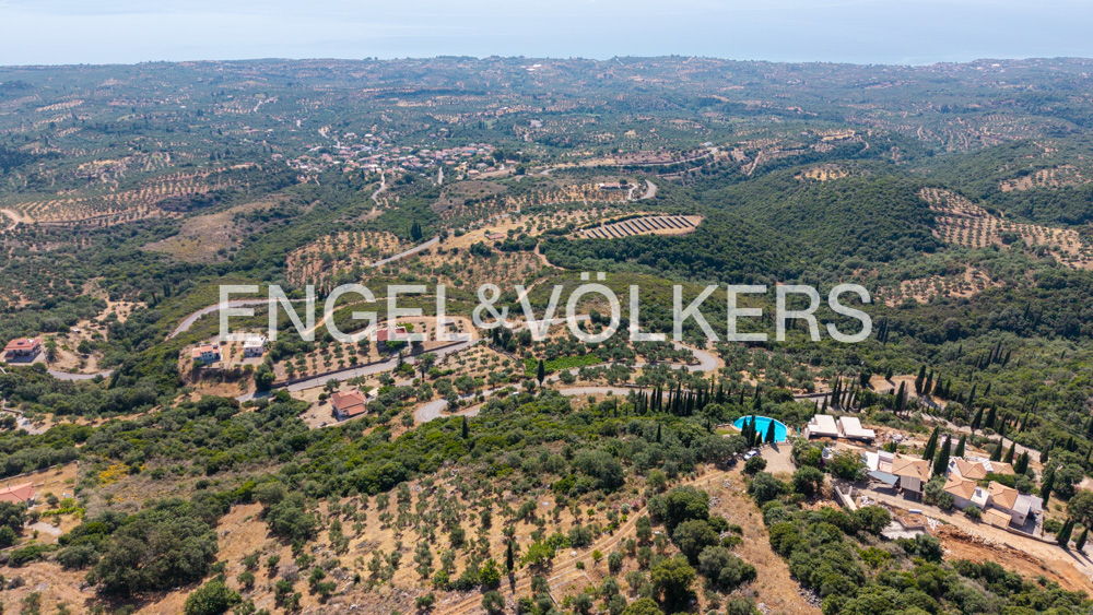 Messinian View Investment Land in Petalidi