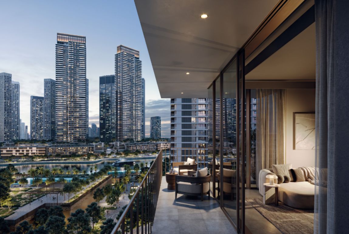 Corner Unit | Higher Floor | Dual View