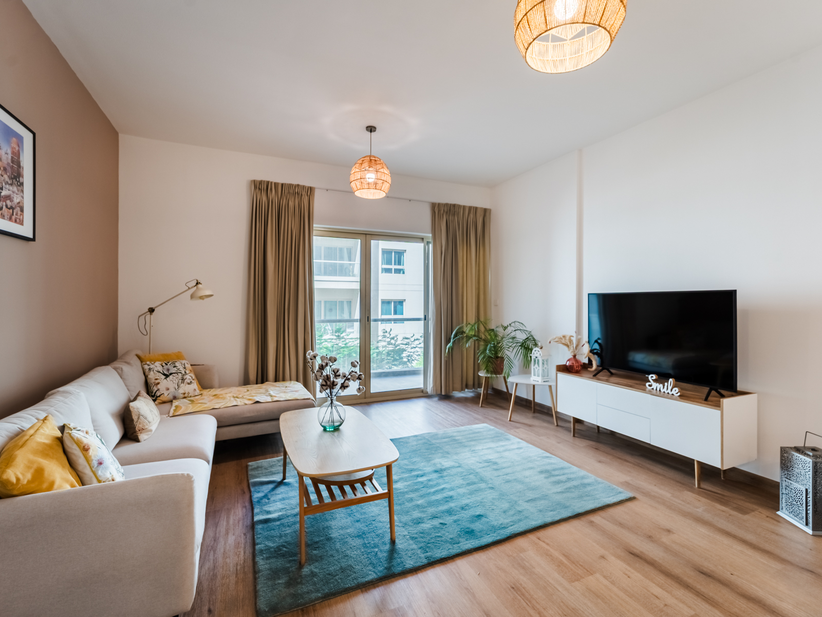 Fully Furnished l Modern l Vacant