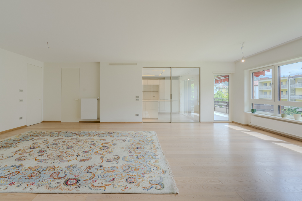 Großzügige, prestigeträchtige Wohnung im Herzen von Gries