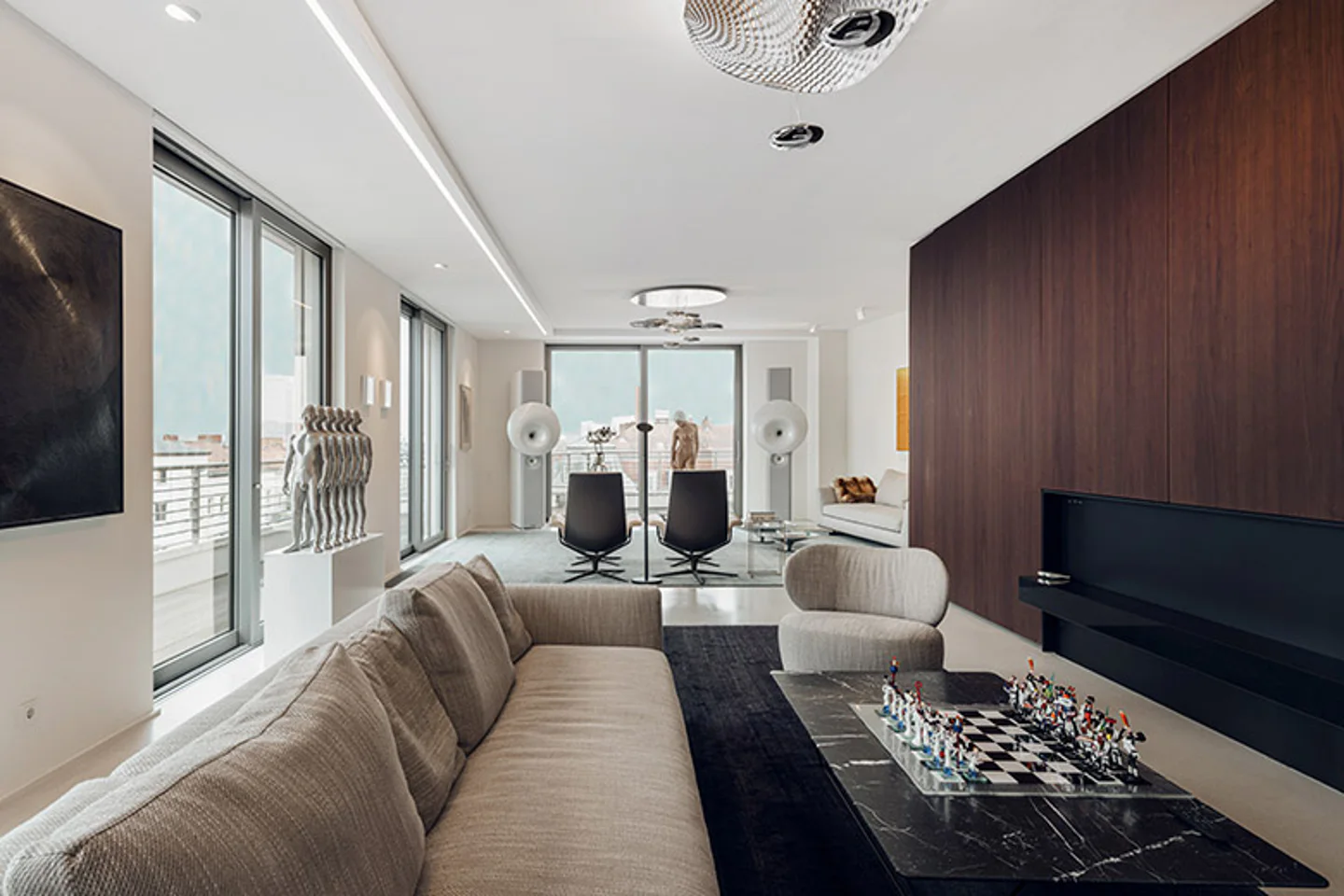 Wohnen mit Klasse Vollmöbliertes Penthouse im Kollwitzkiez - Photo 1
