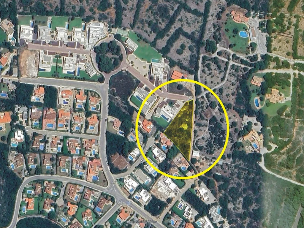 Großes Grundstück von 3.013 m2 in Binibeca, Menorca