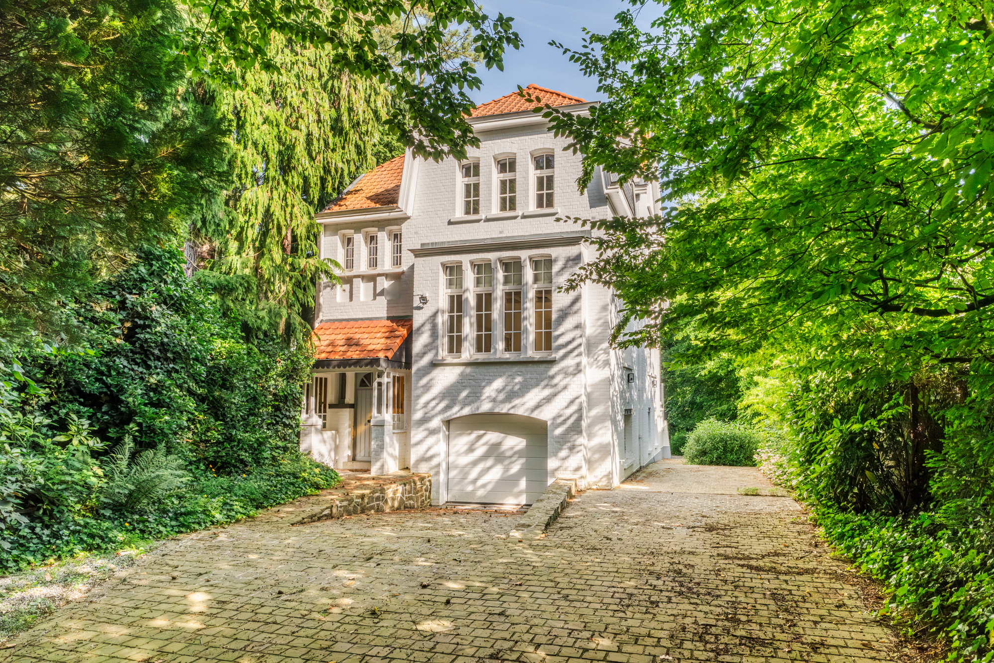 Character house elegantly renovated in the heart of Prince of Orange