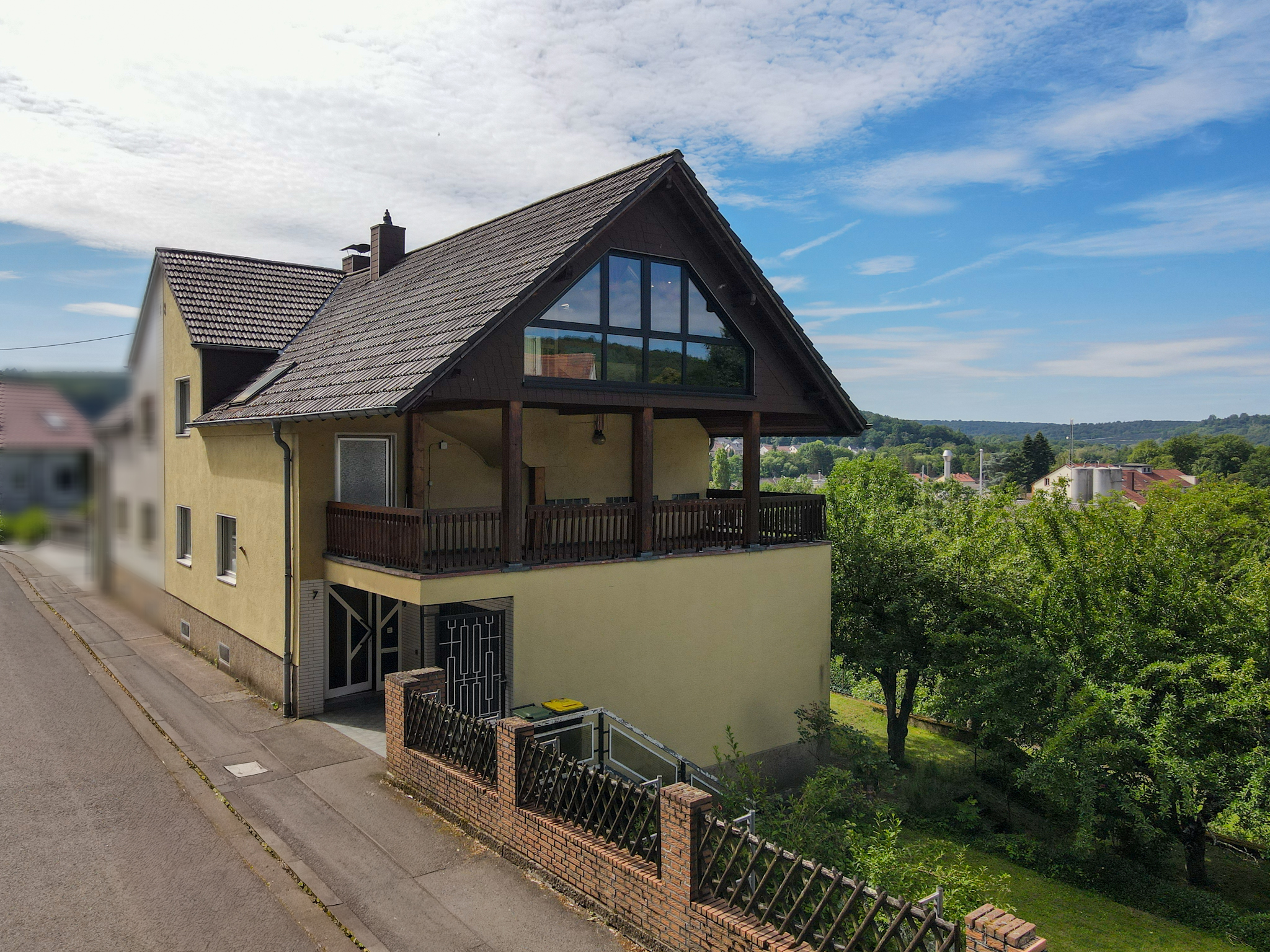 Wohnen mit Weitblick – Großzügiges Einfamilienhaus in Geislautern!