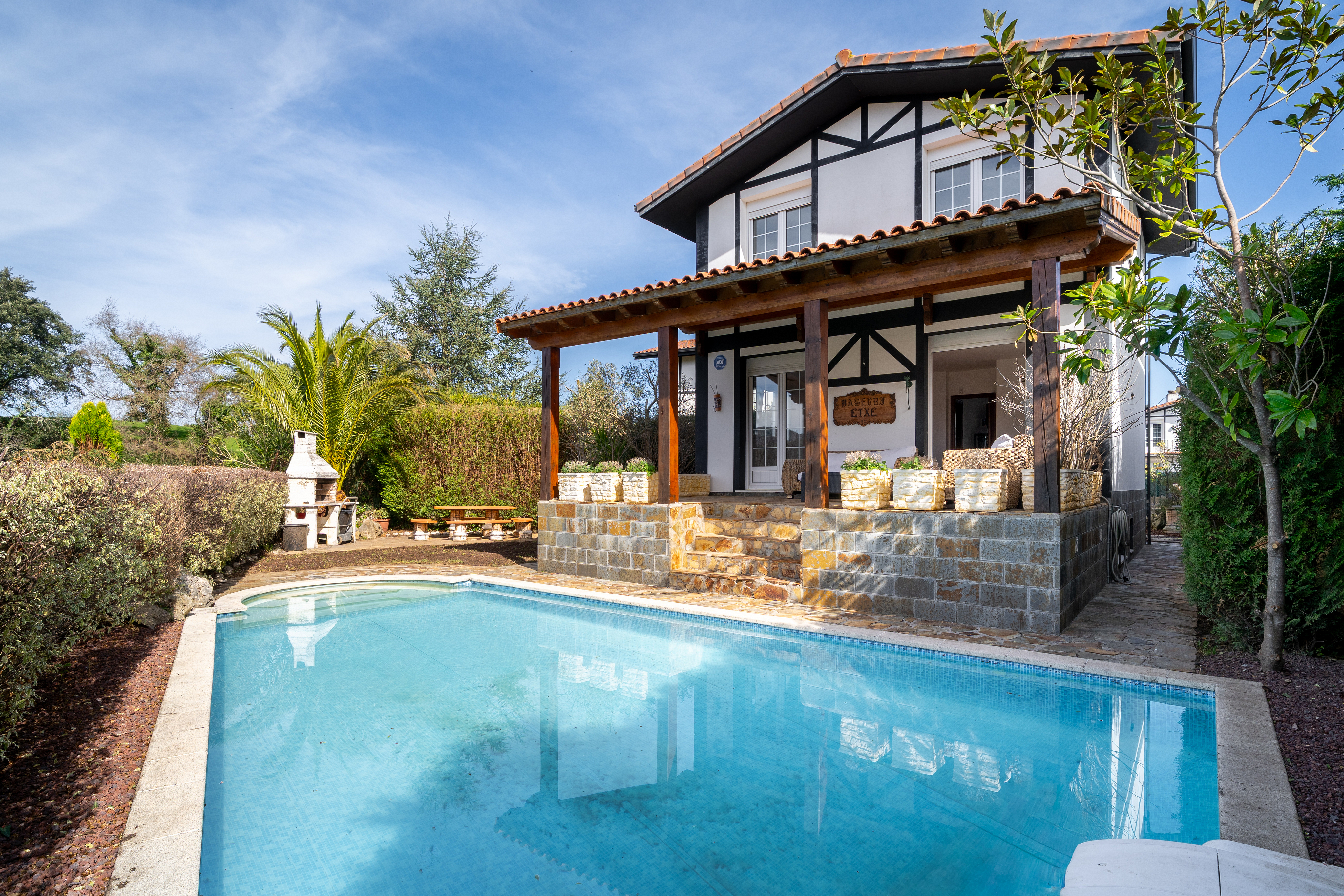 A unique opportunity in the heart of nature in Talledo